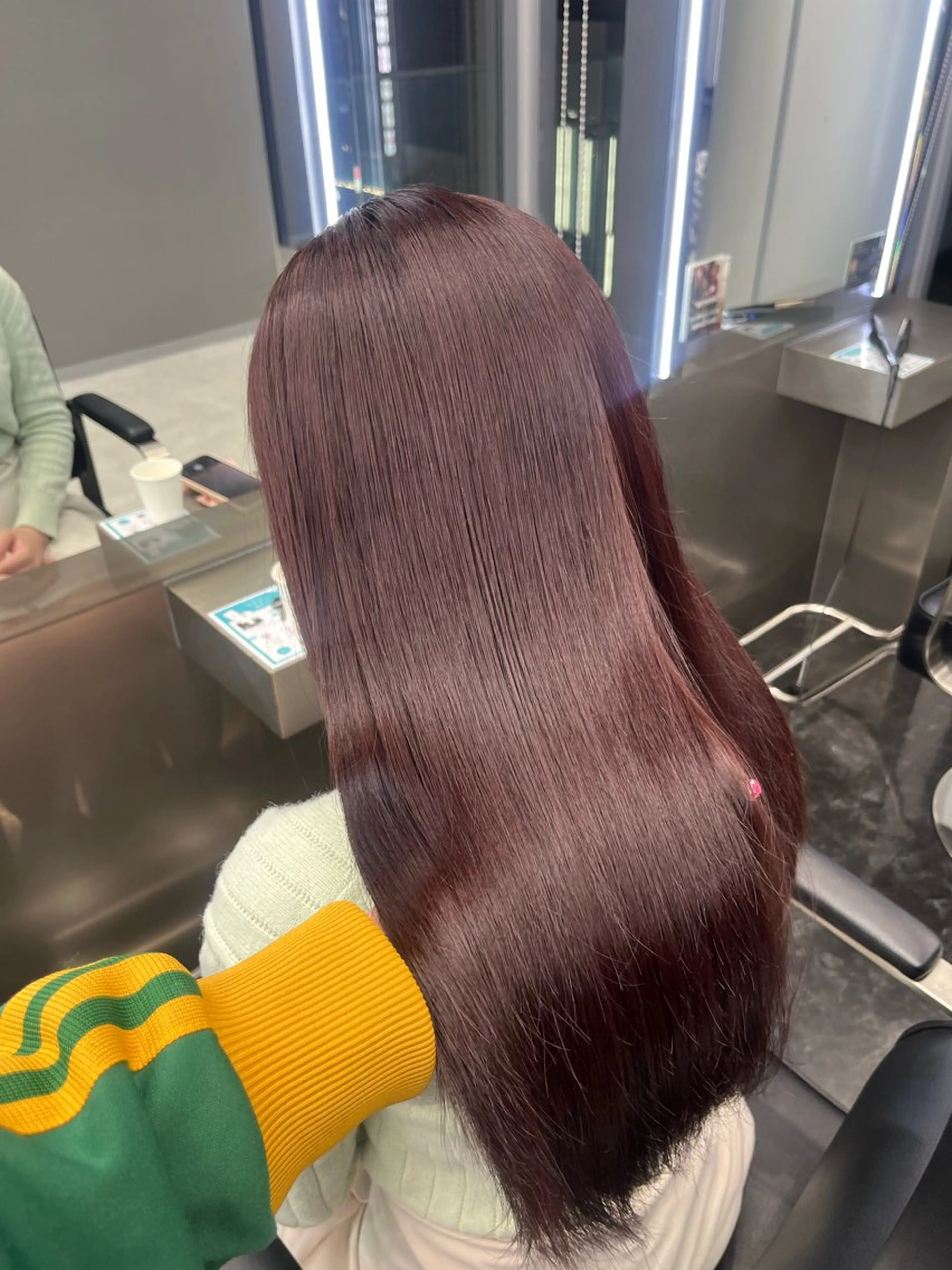 セミロング カラー ヘアアレンジ カット ヘアカラー トリートメント ヘアセット ハイトーン/透明感 髪質改善/rinaのヘアスタイル