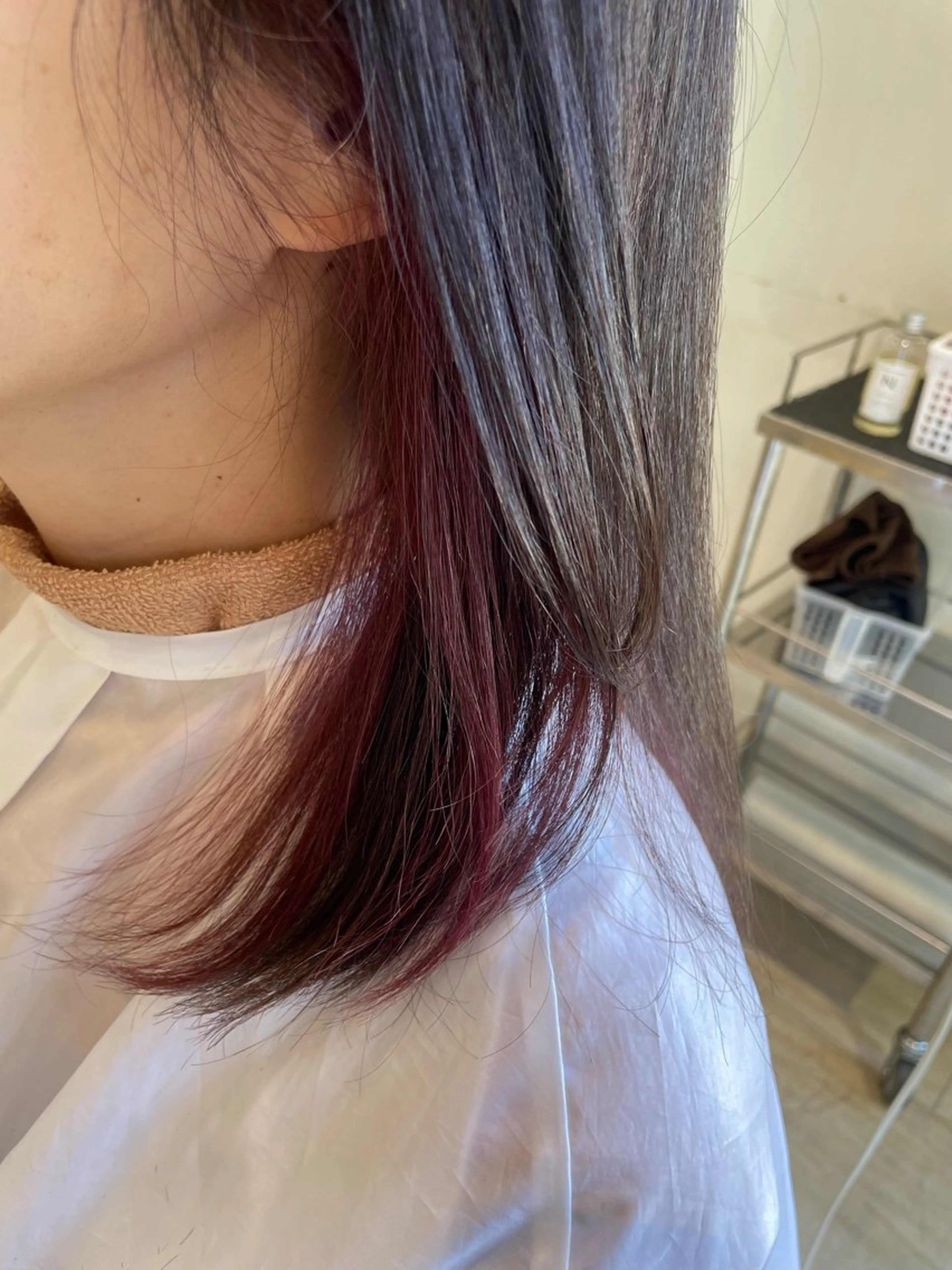 ミディアム 蓮田 葵のヘアスタイル