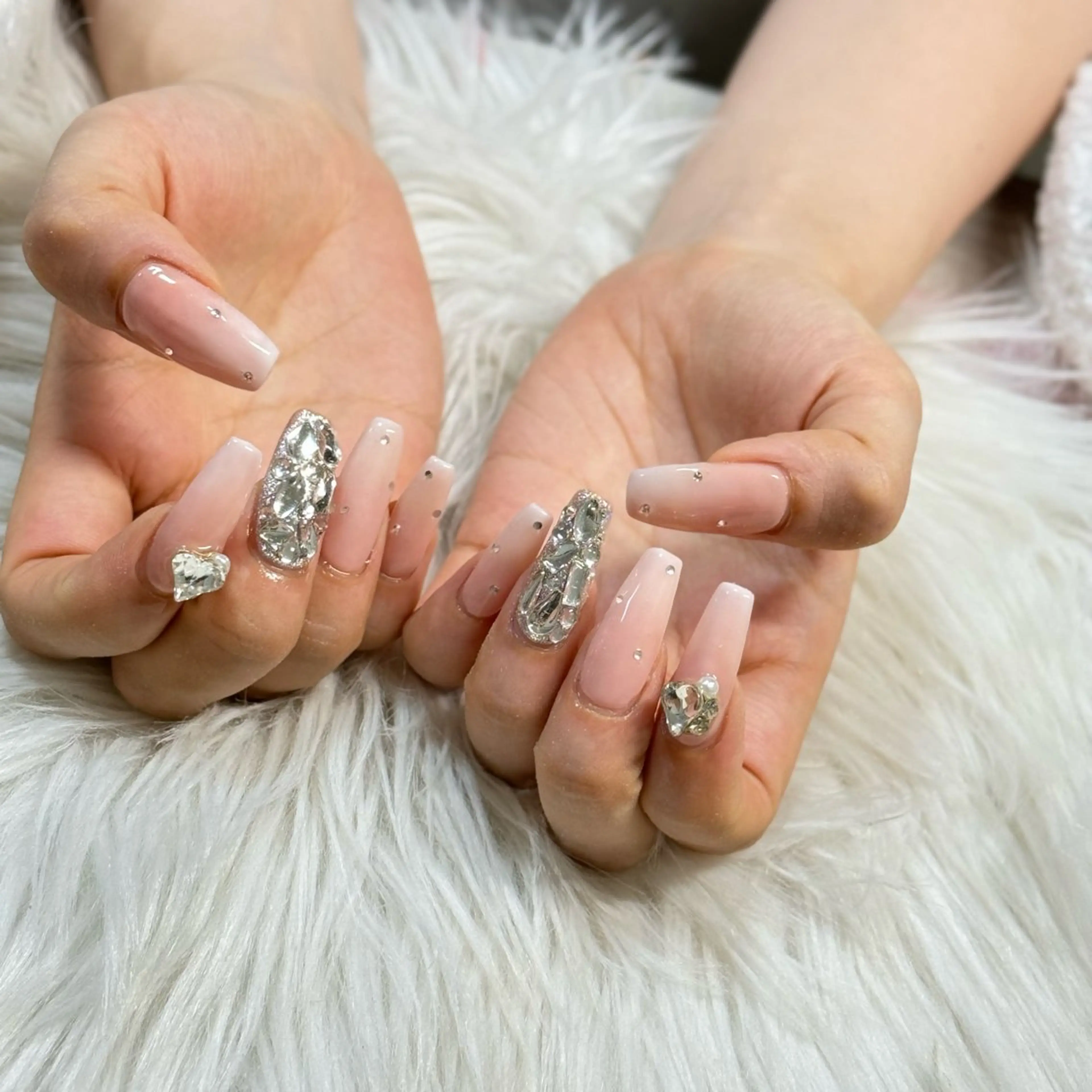 ネイル ハンドネイル 斉藤 姫乃のネイルデザイン