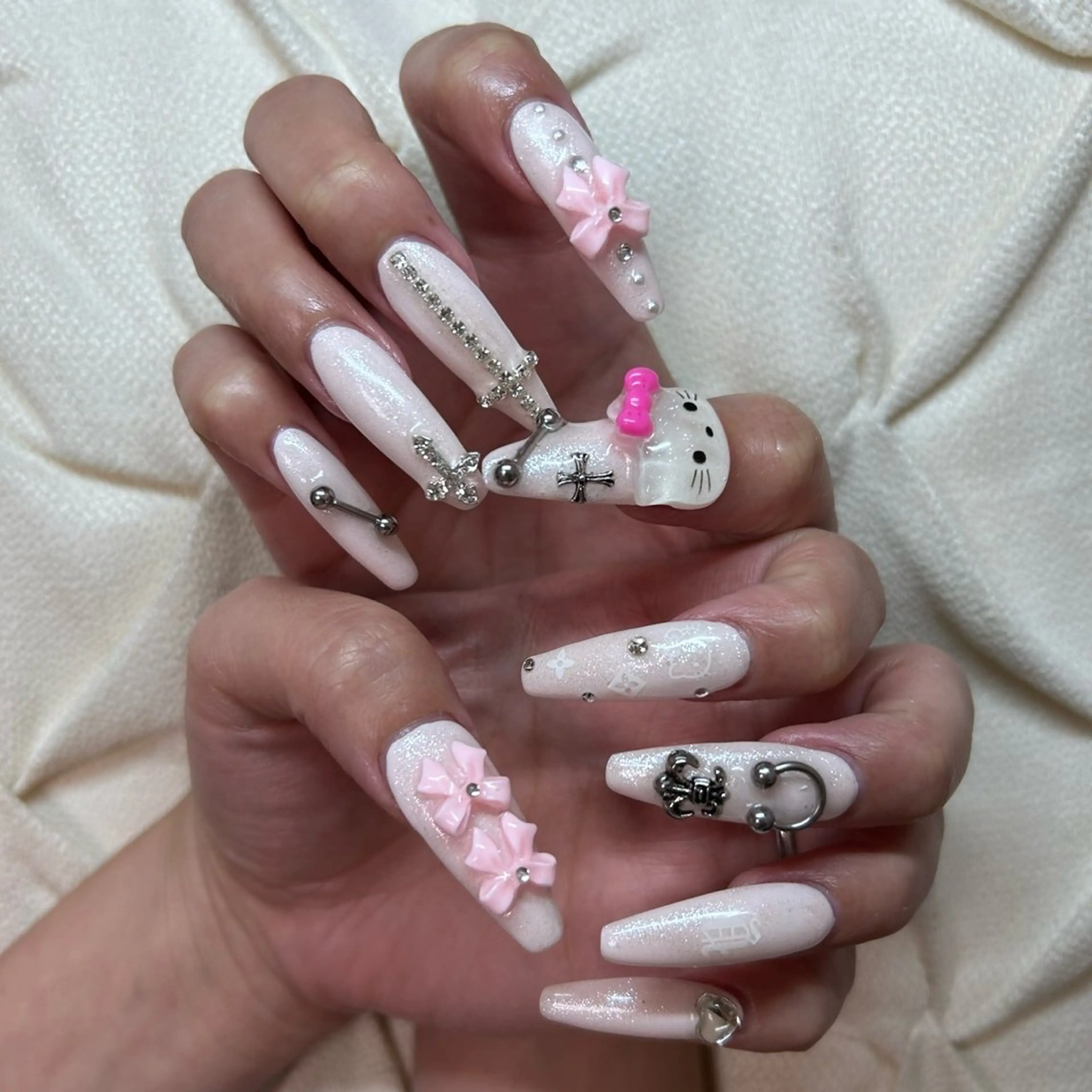 ネイル ハンドネイル nail.salon .Reversalのネイルデザイン