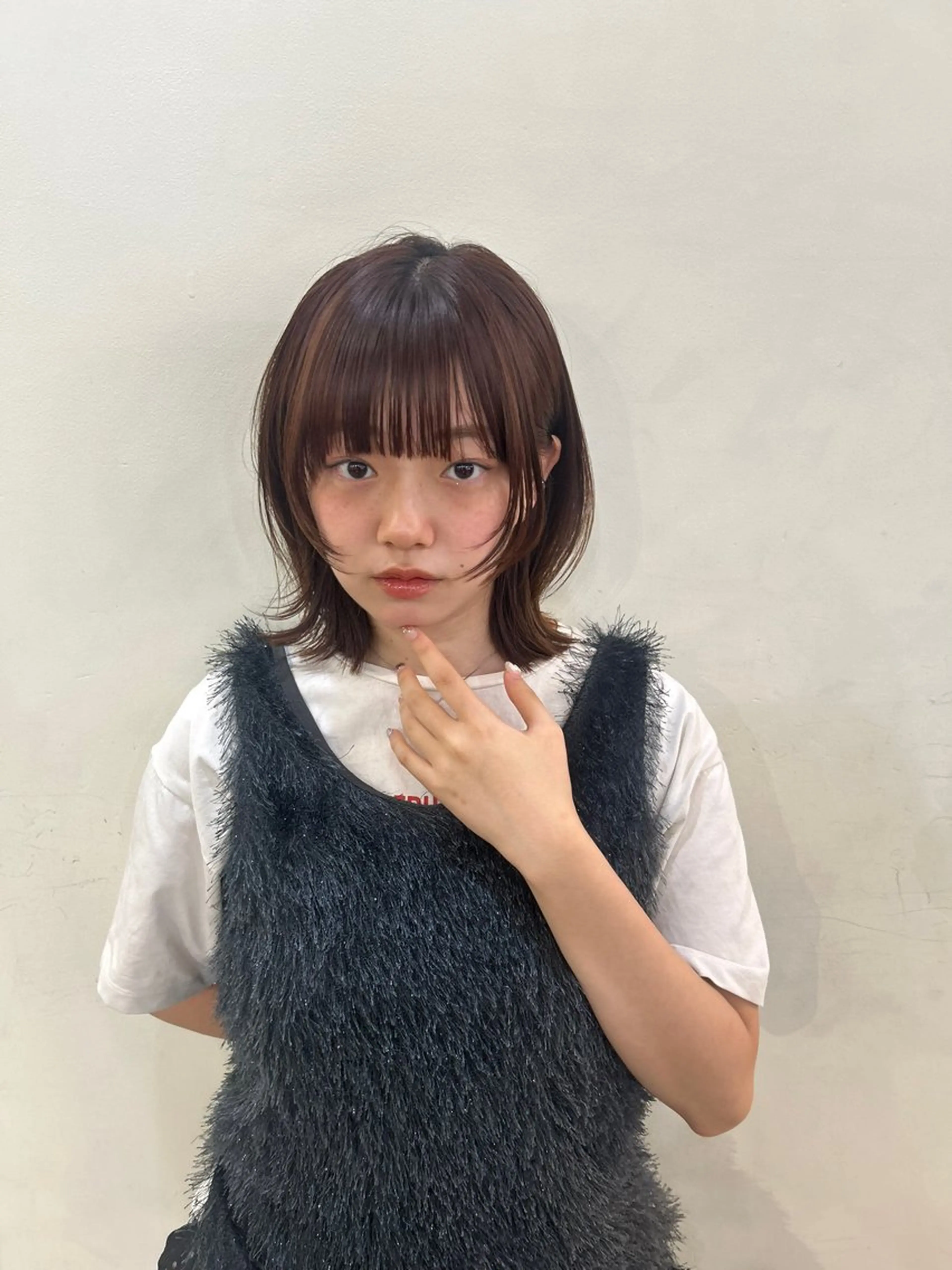 ショート カラー レイヤー/ボブ/透明 感カラー/佐藤奈由のヘアスタイル