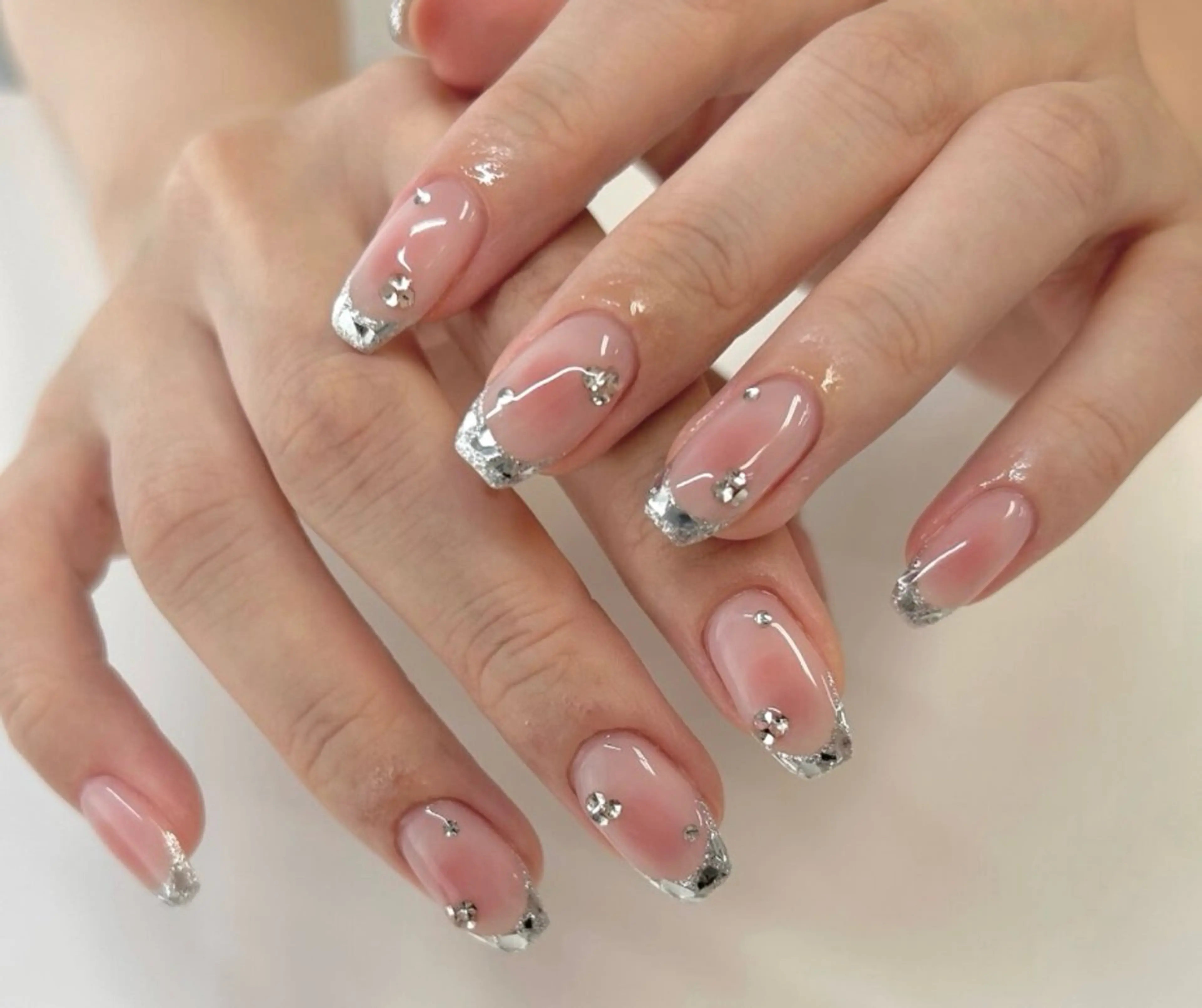 ネイル チークネイル フレンチネイル ガラスフレンチ ブライダルネイル ハンドネイル STELLA川口店 yamazakiのネイルデザイン