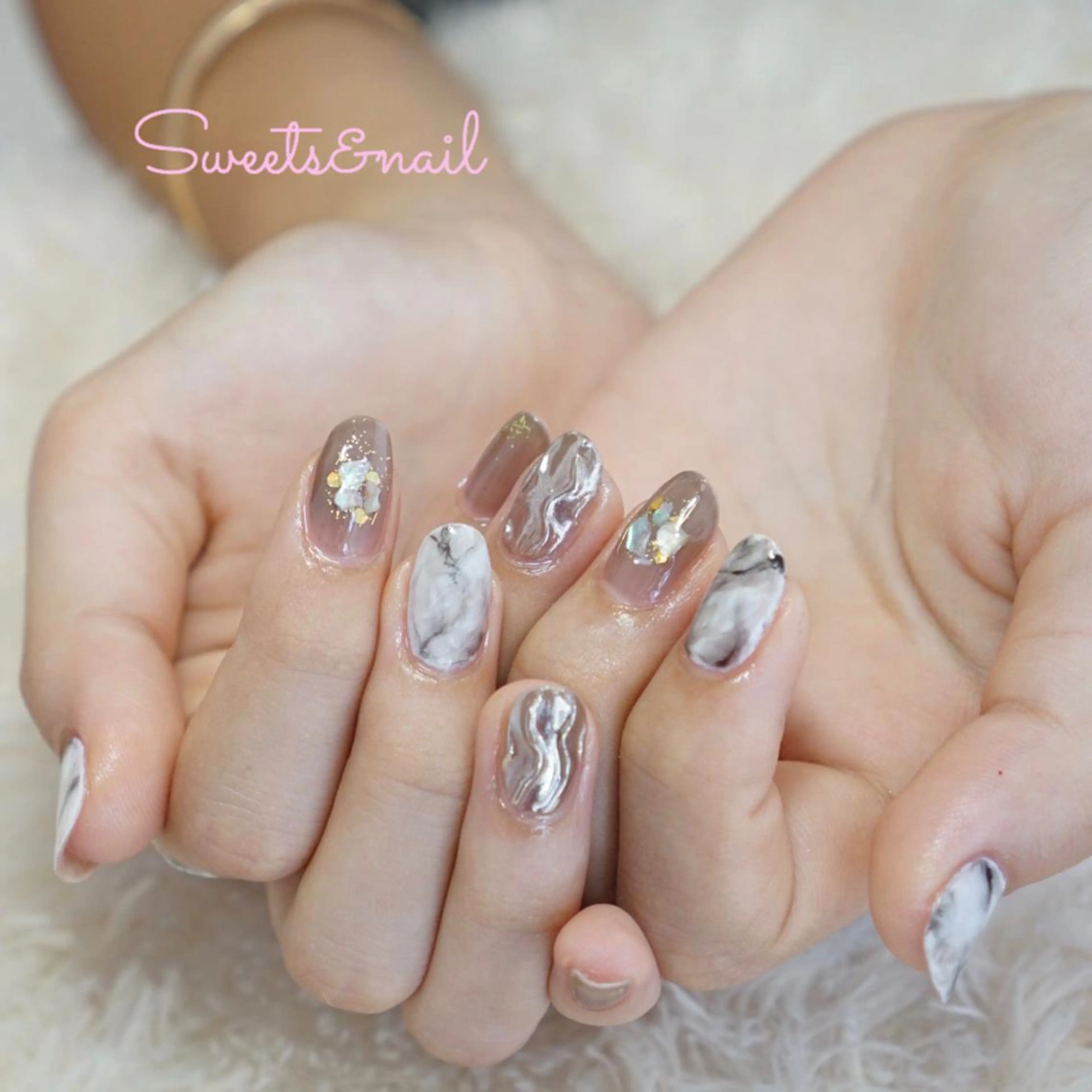 ネイル 大理石ネイル(マーブル) ミラーネイル Sweets＆ nail みなこのネイルデザイン