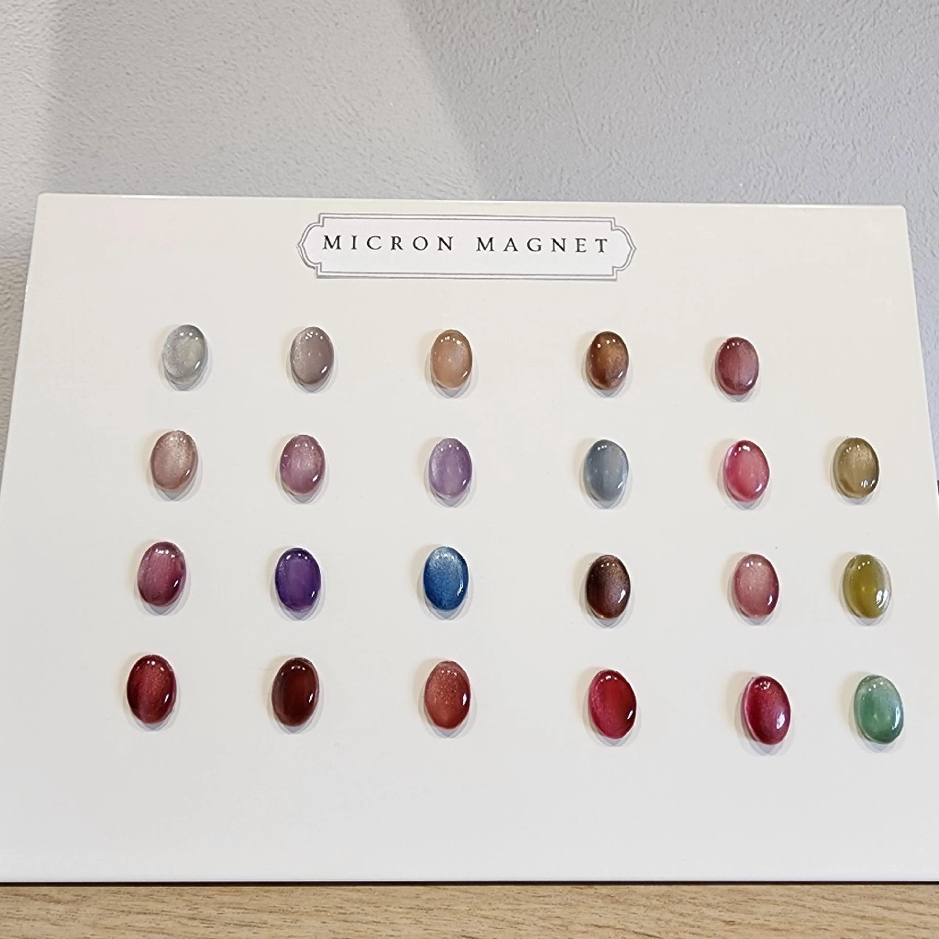 ネイル マグネットネイル シンプルネイル KAWAKITA  MAMIのマツエク・マツパデザイン