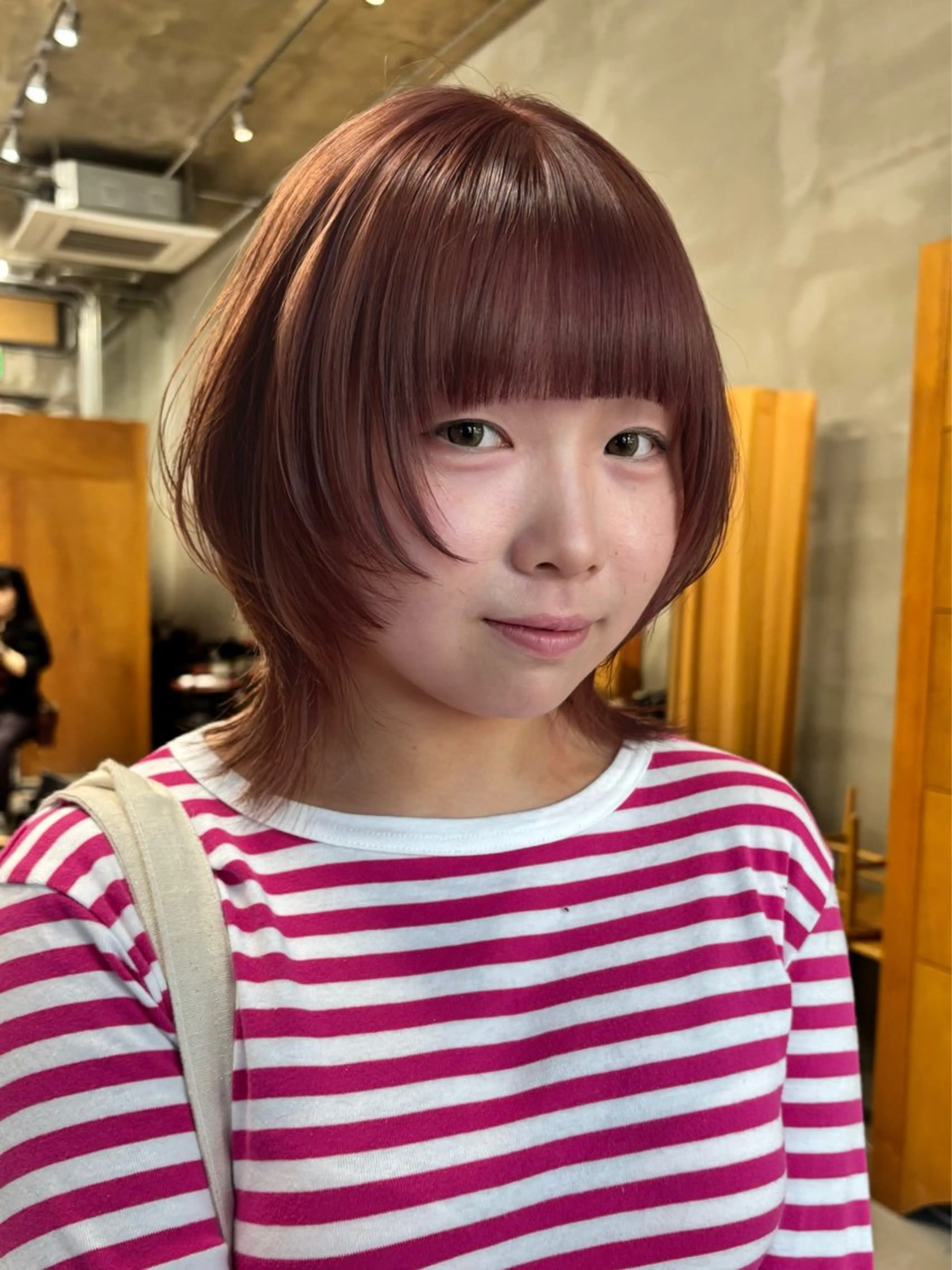 ショート カラー ヘアカラー wewe: momoeのヘアスタイル
