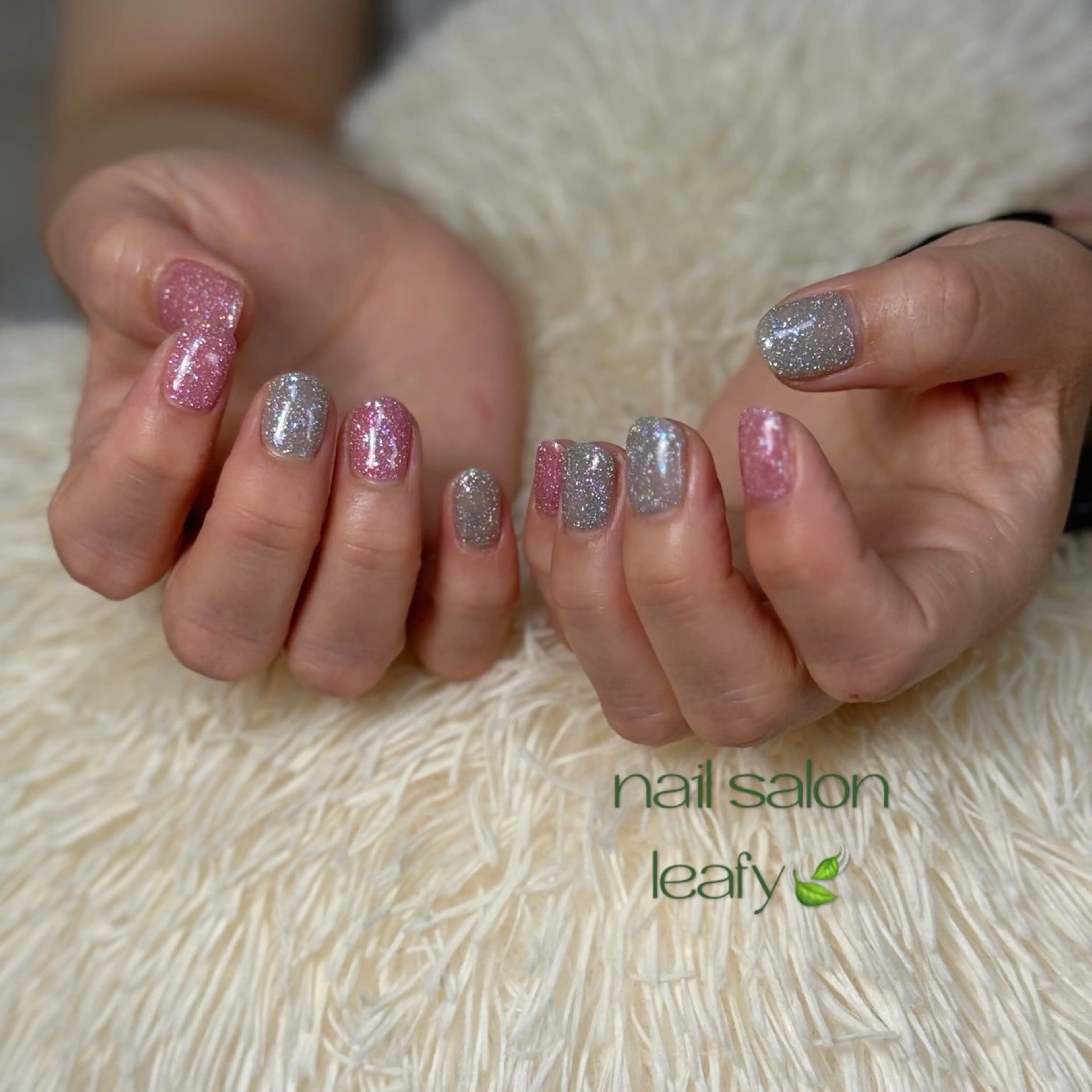 ネイル フラッシュネイル ネイルサロン leafyのネイルデザイン