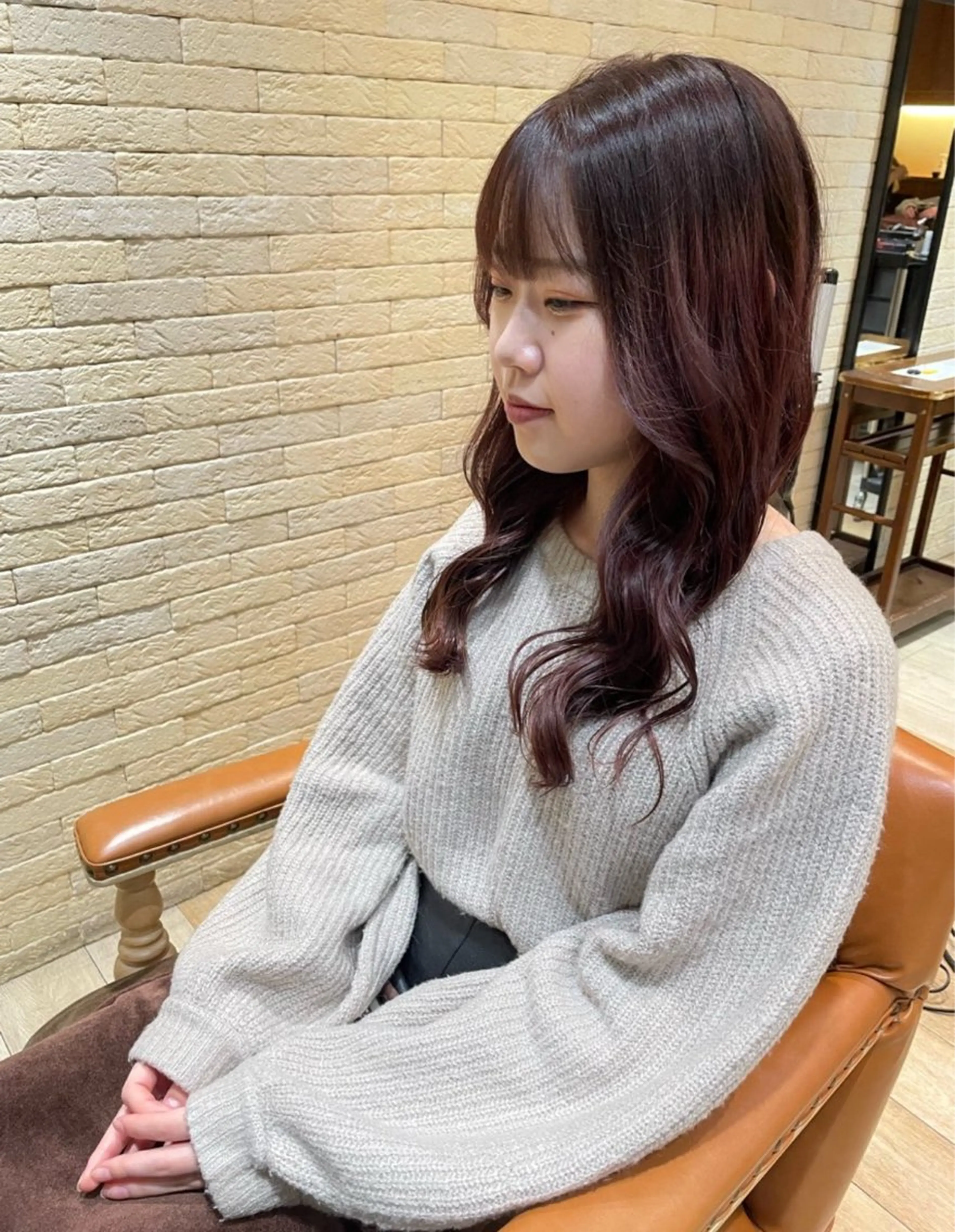 セミロング カラー 松尾 遥花のヘアスタイル