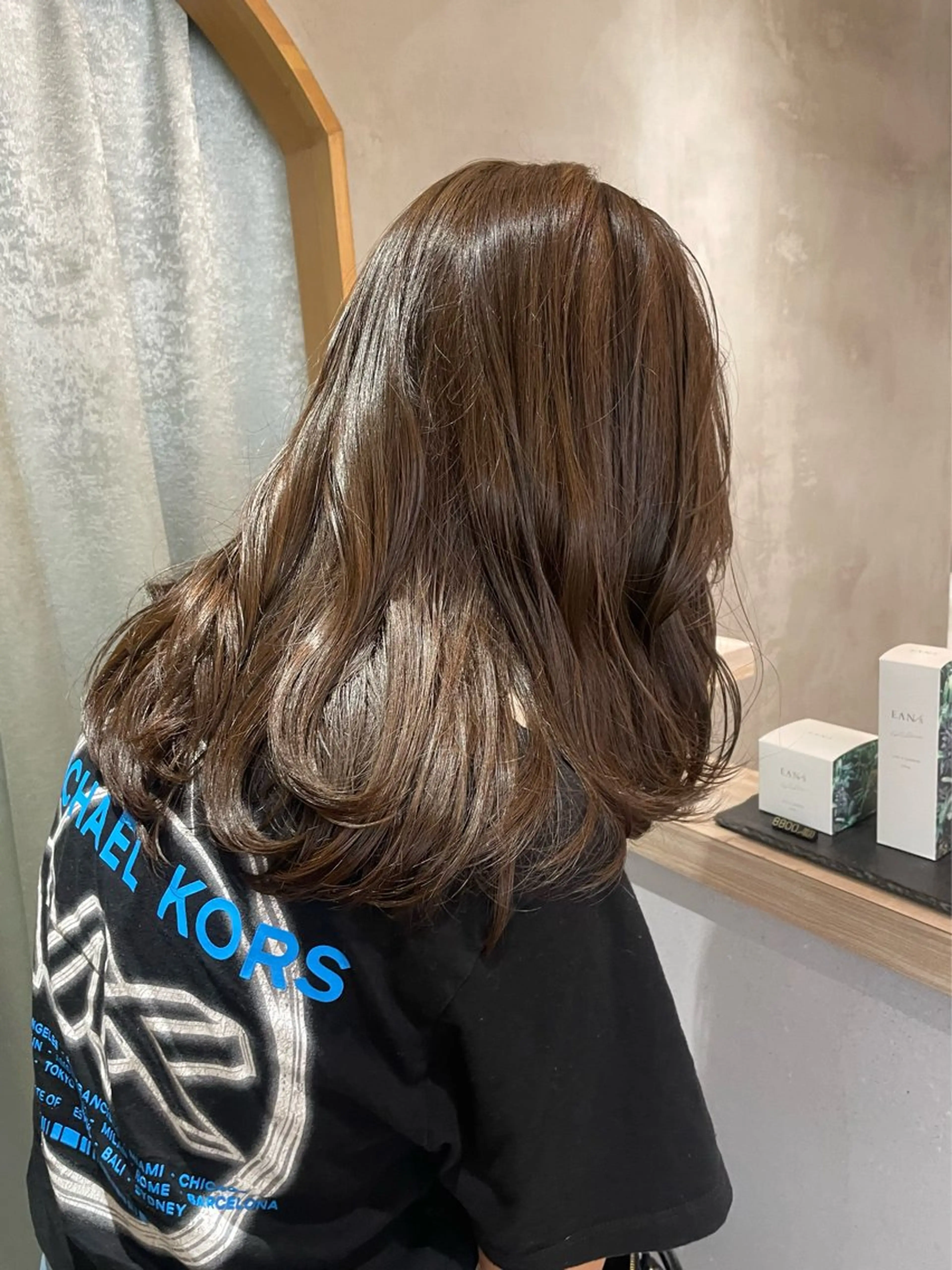 この春🌸❣️明るくしたい方必見💜💜トーンアップカラー💜➕超音波アイロントリートメントカラーモデル/ワンカラーの写真