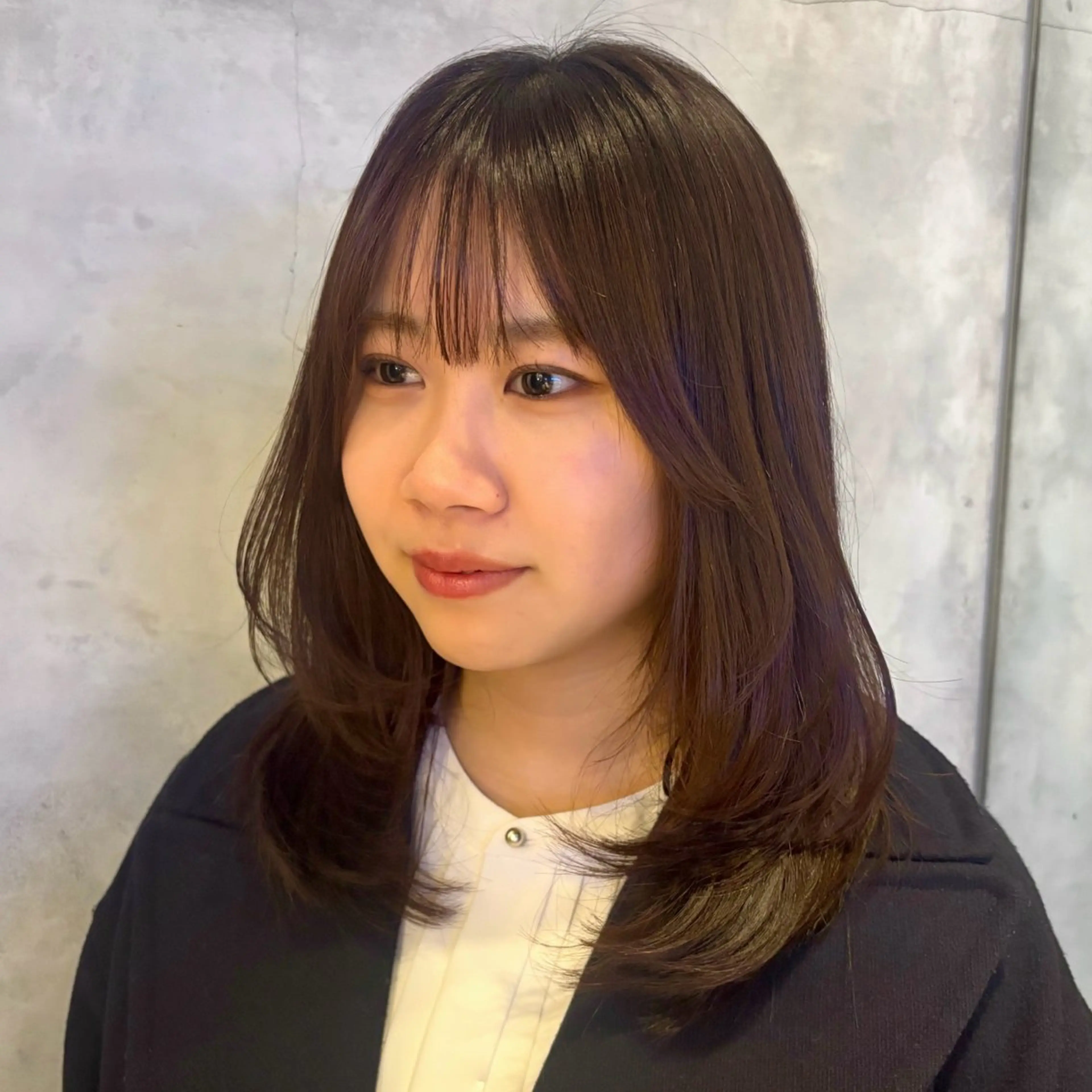 ミディアム チョコレートブラウン レイヤーカット カット ヘアカラー トリートメント 顔まわり🥨レイヤー /透明感/水口舞奈のヘアスタイル