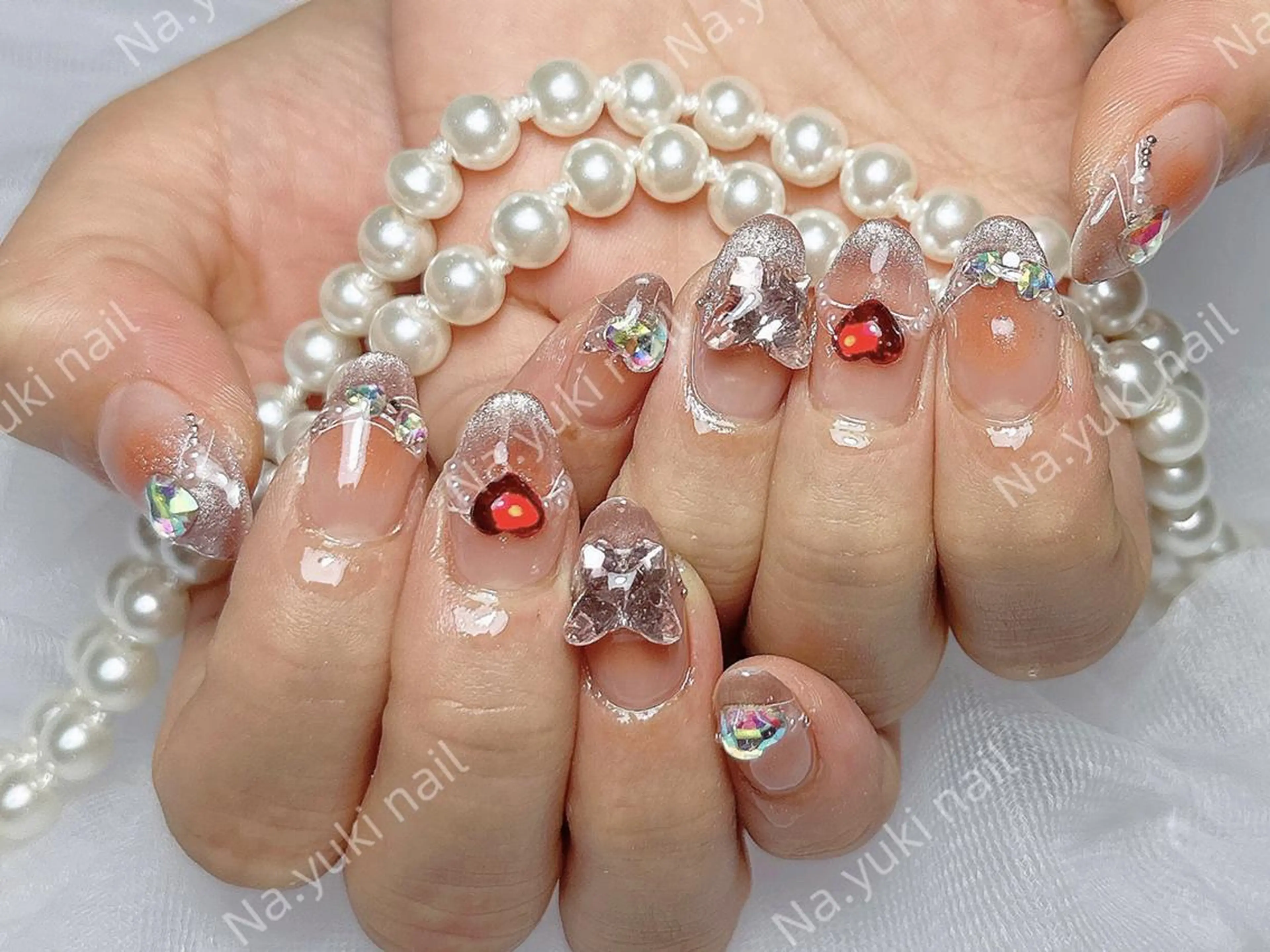 ネイル Queenie 🦋のネイルデザイン