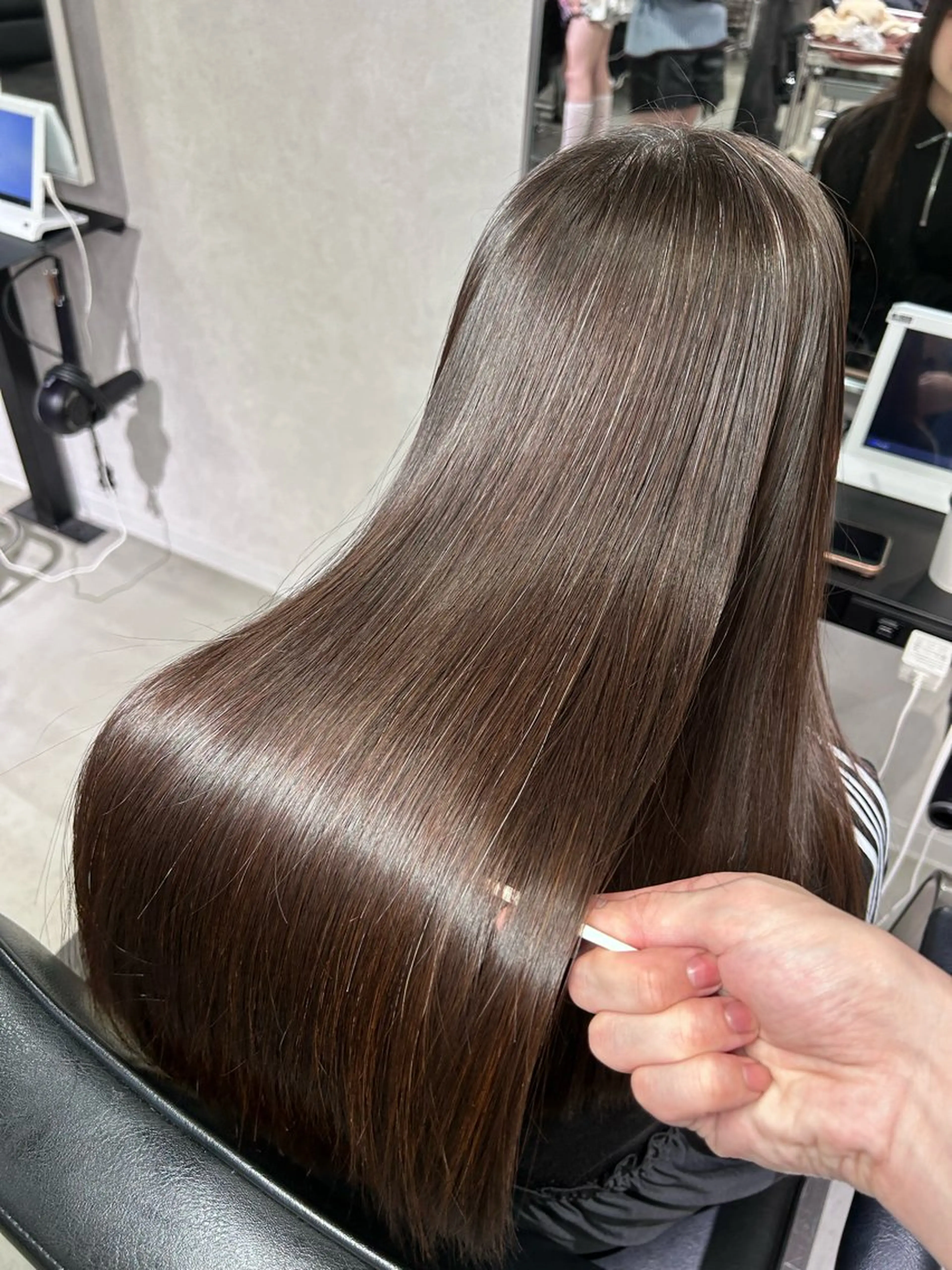 ロング 縮毛矯正 ワンホンヘア/ 透明感カラー/ゆうとのヘアスタイル