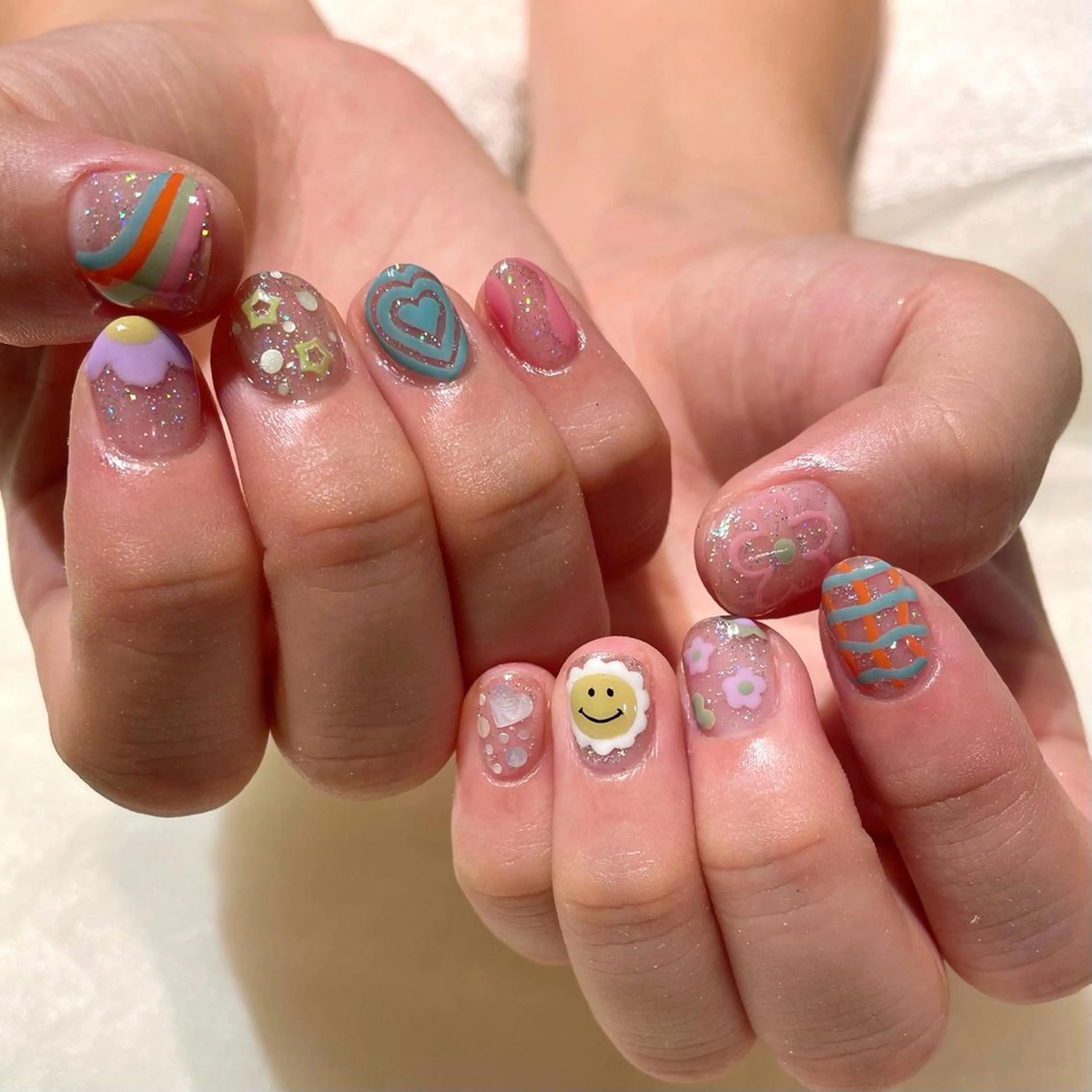 ネイル ハンドネイル 新井 ひなののネイルデザイン