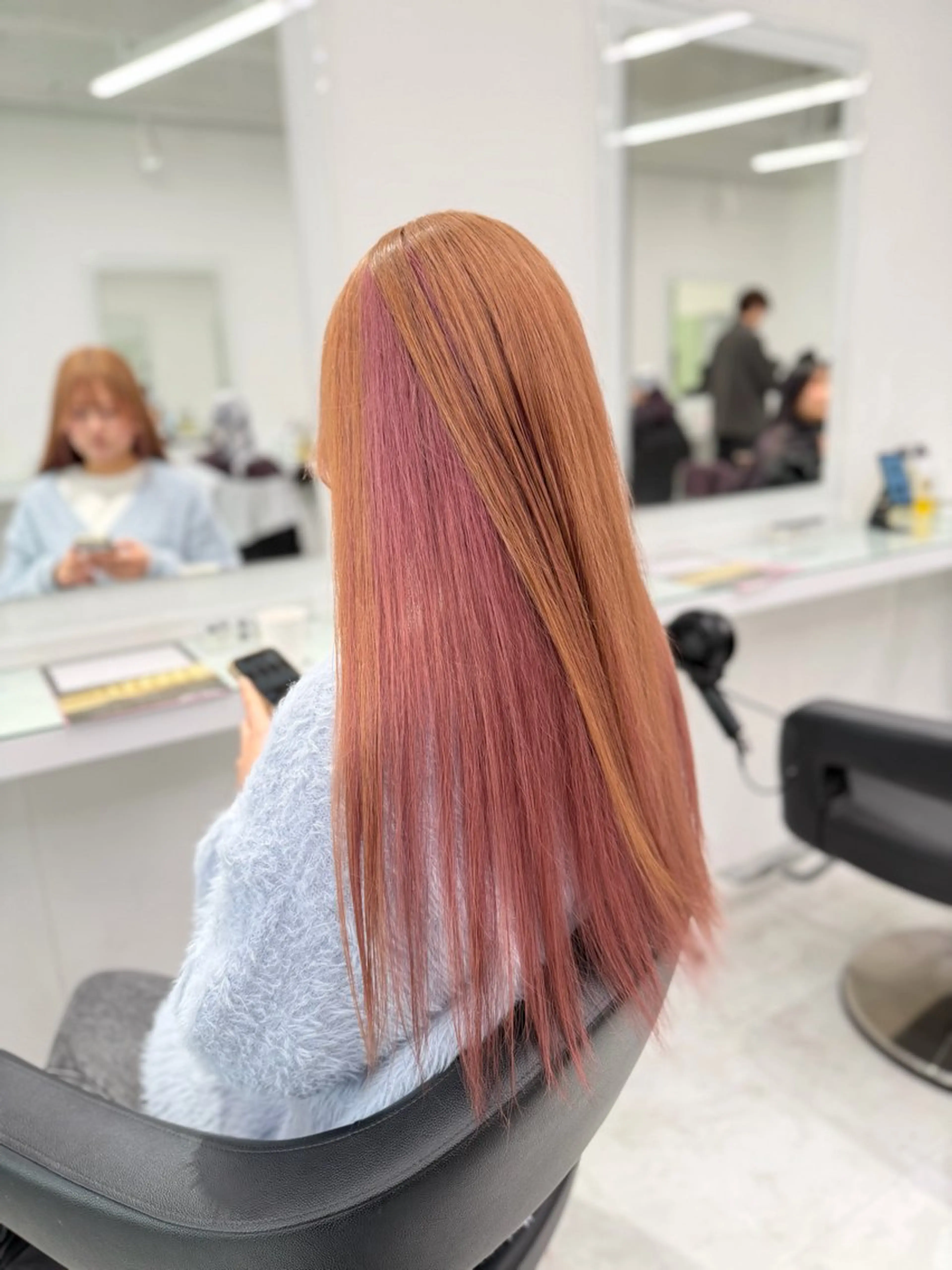 ロング カラー ヘアカラー トリートメント ヘッドスパ ヘアセット ❄最強かわいいカラー ❄️MINA❄️のヘアスタイル