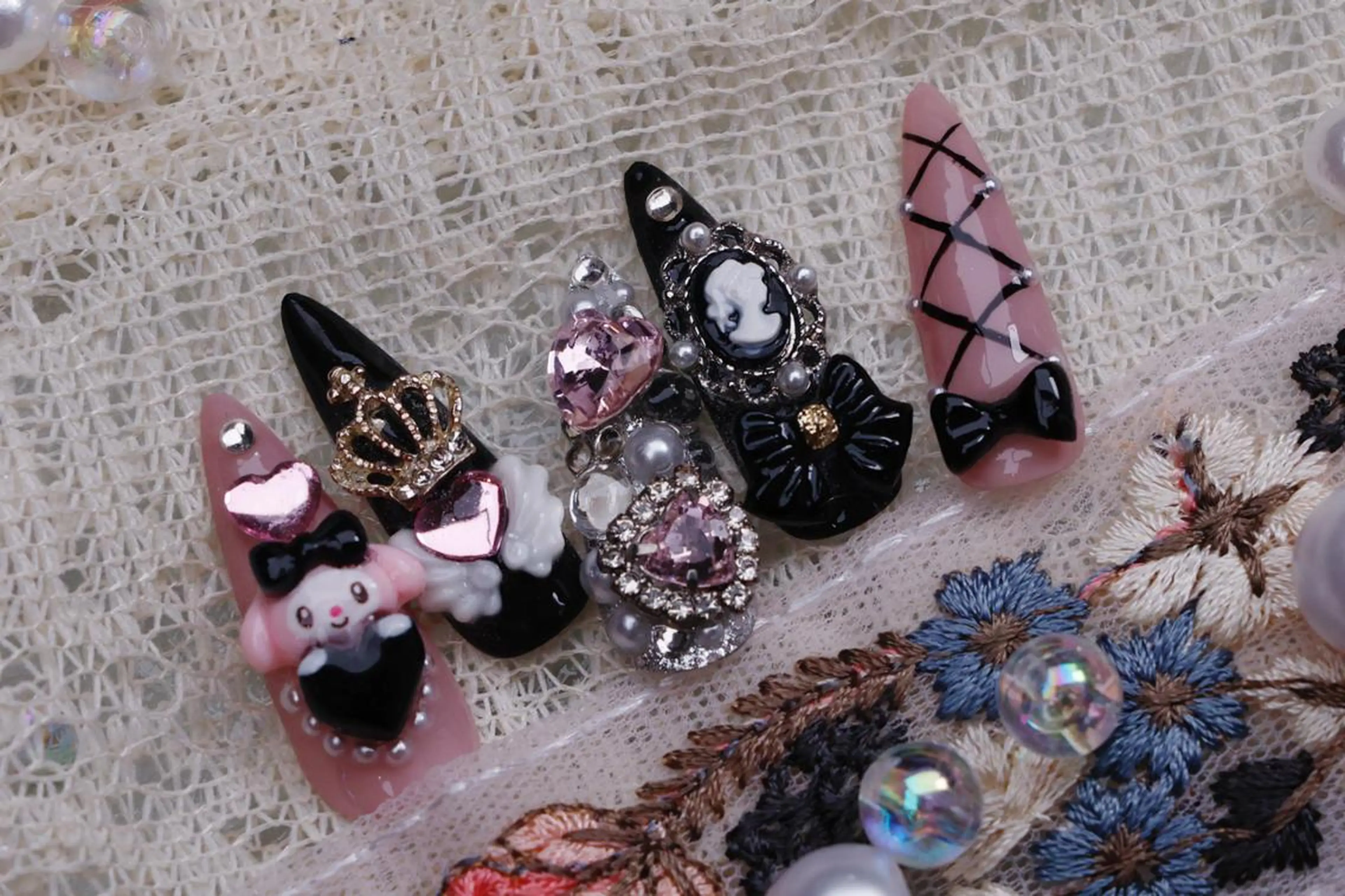 ネイル ハロウィン ロングネイル マグネットネイル スカルプネイル ネイルチップ Mss えりのネイルデザイン