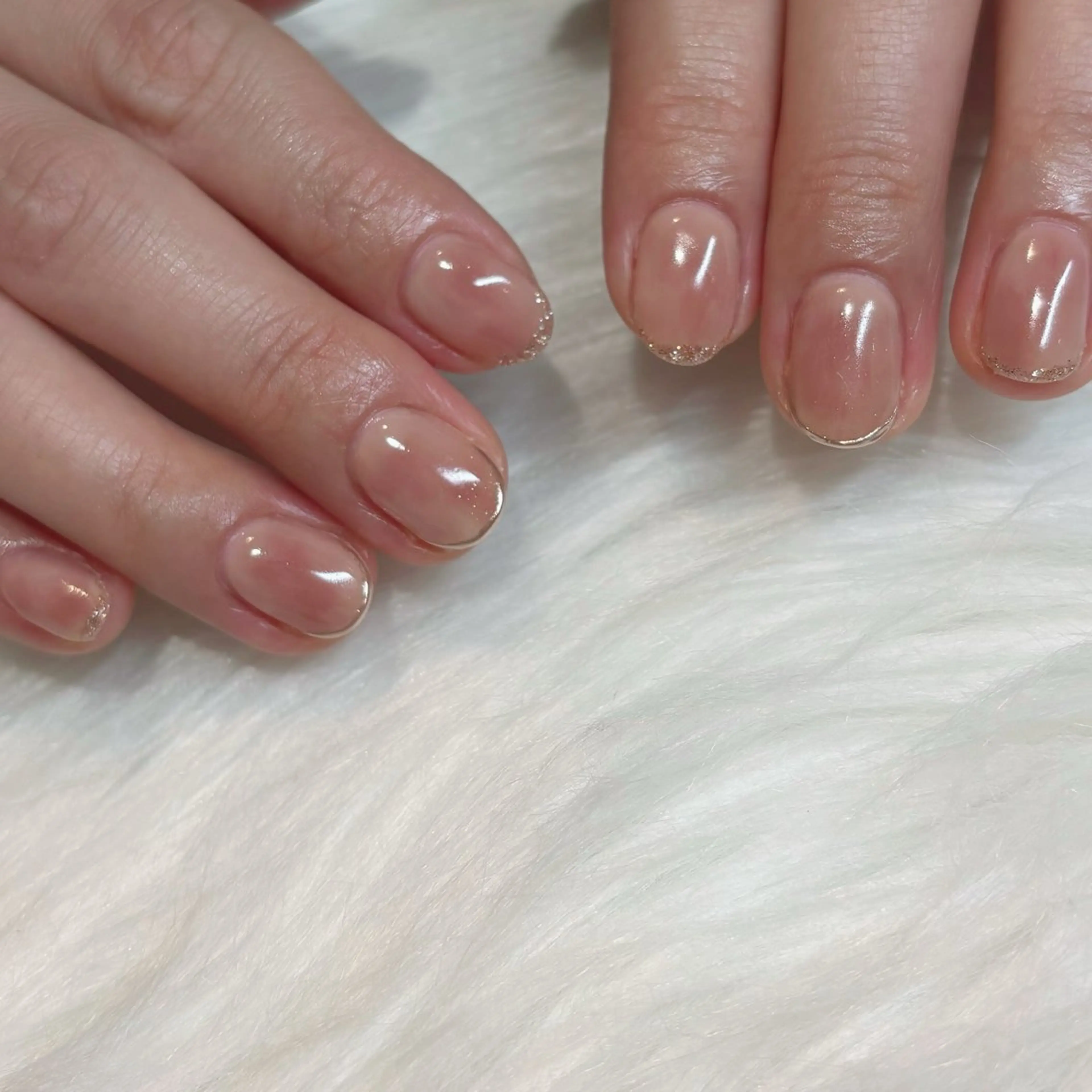 ネイル ミラーネイル ニュアンスネイル 米倉 五織のネイルデザイン