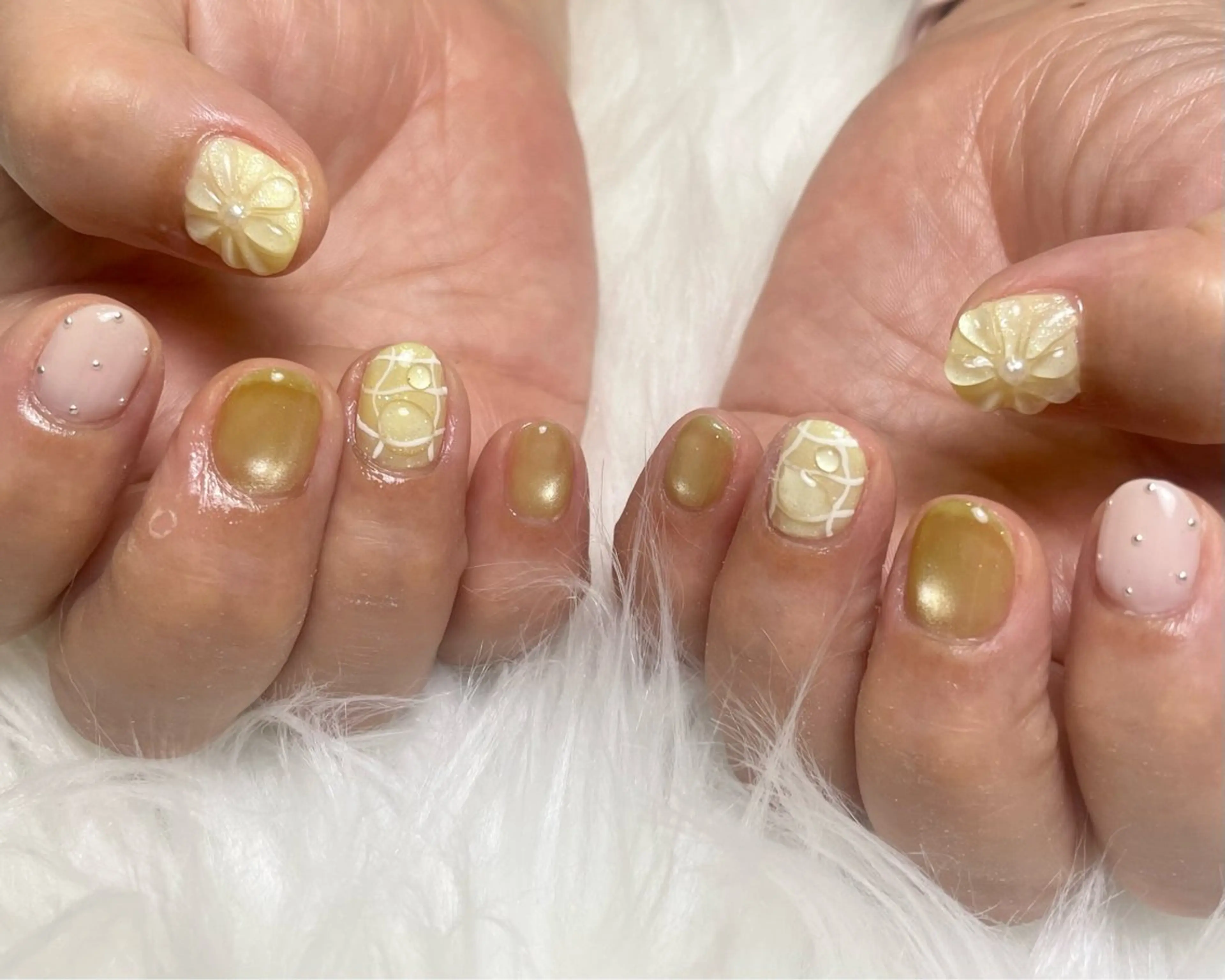 ネイル ハンドネイル SunnyRoa aguri ୨୧˖*のネイルデザイン