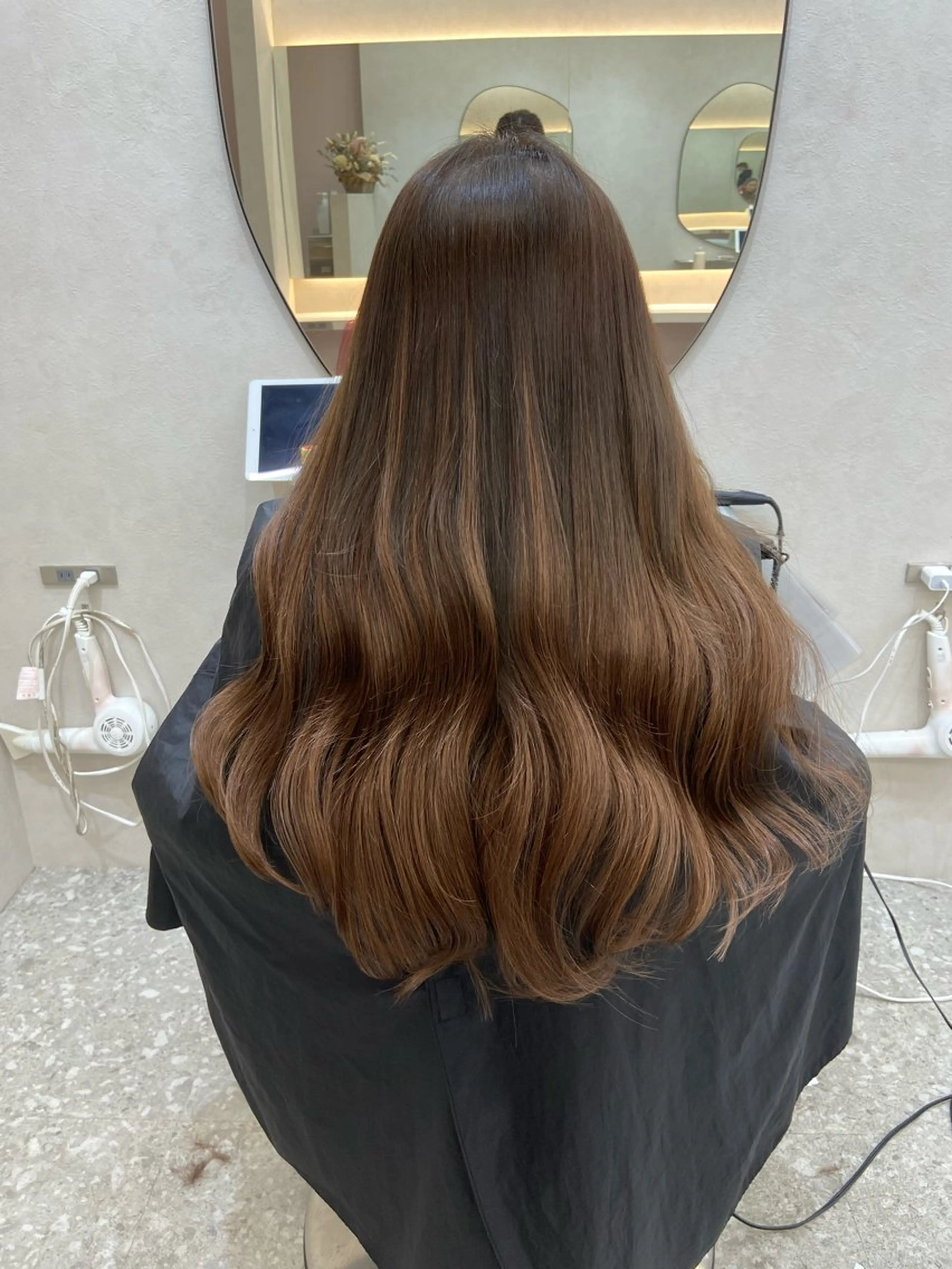 ロング カラー シールエクステ エクステ 髪質改善 ヨシンモリ 韓国風ヘア カット ヘアカラー エクステ 新宿/韓国ヘア 中明度カラー/かやのヘアスタイル