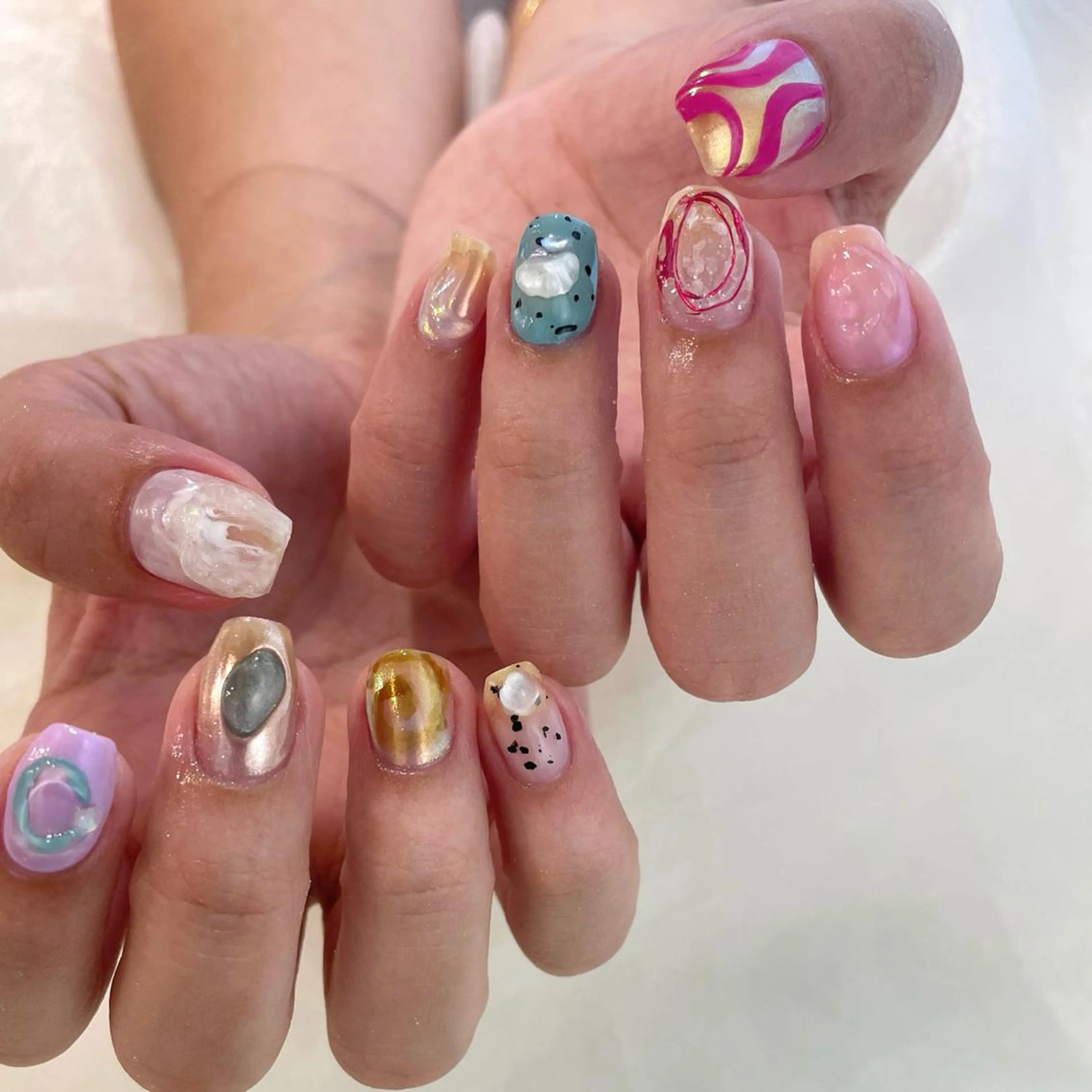 ネイル ハンドネイル 新井 ひなののネイルデザイン