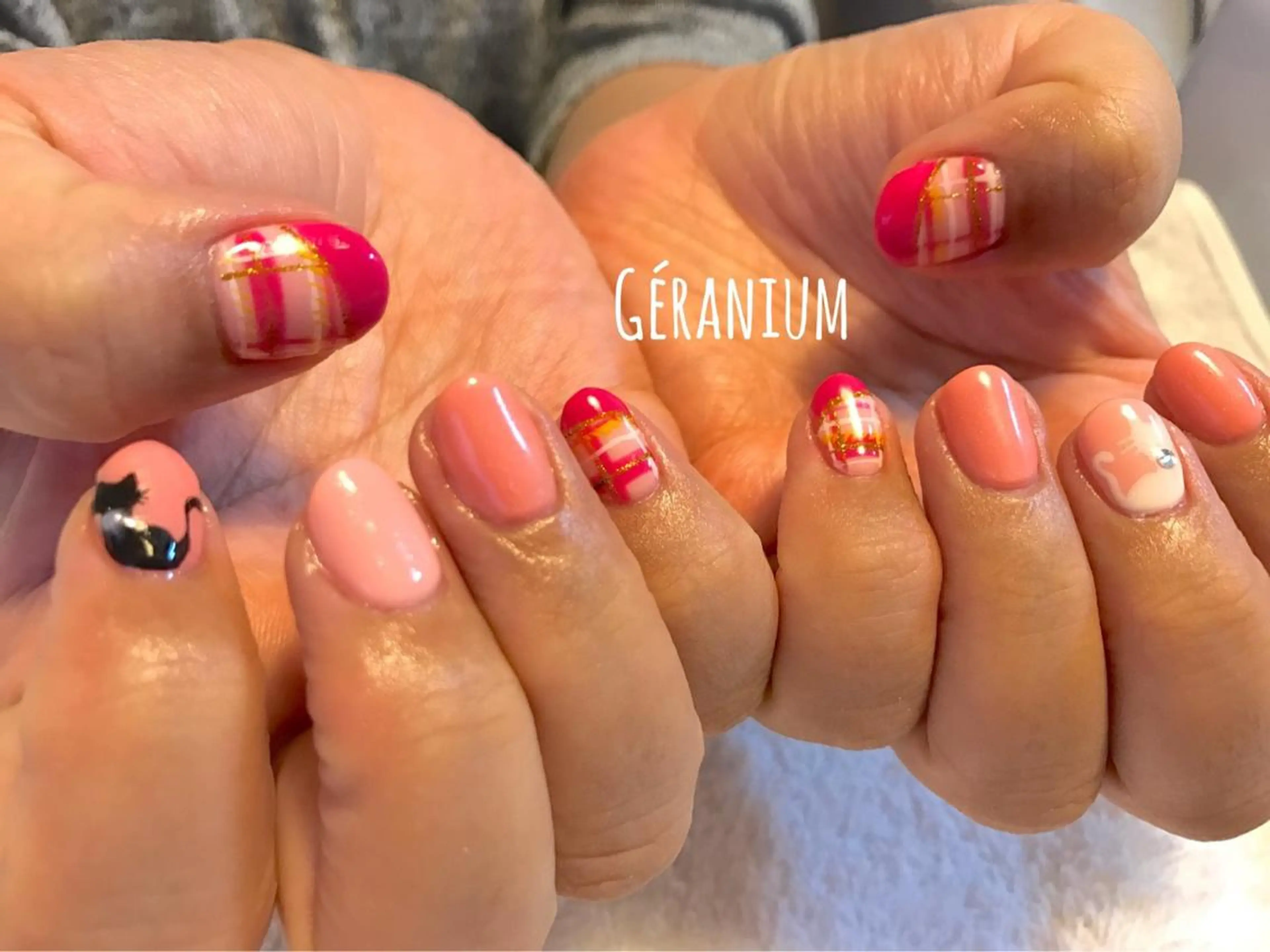 ネイル ガーリー GéRanium Harukaのネイルデザイン