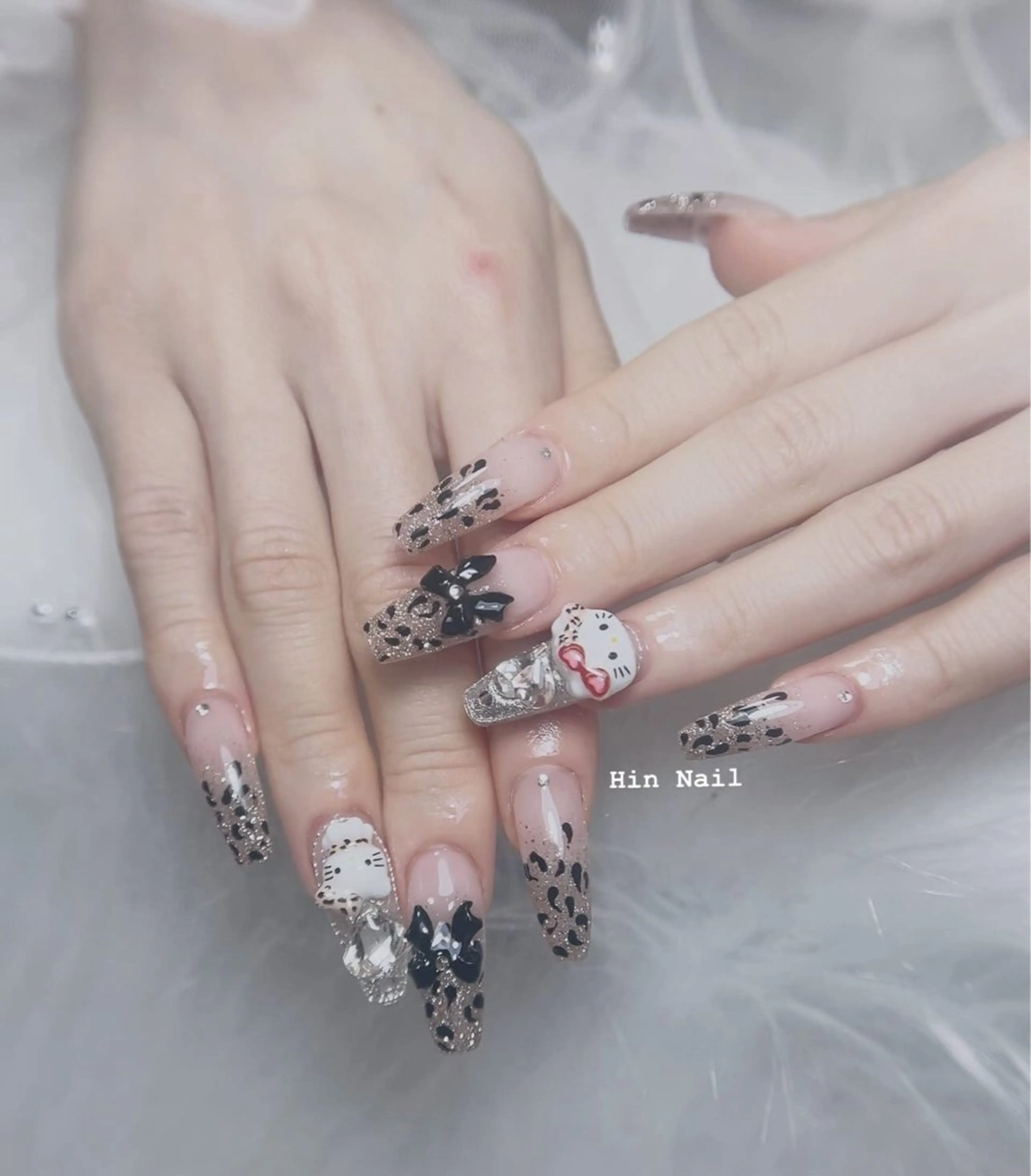 ネイル HIN NAILのネイルデザイン