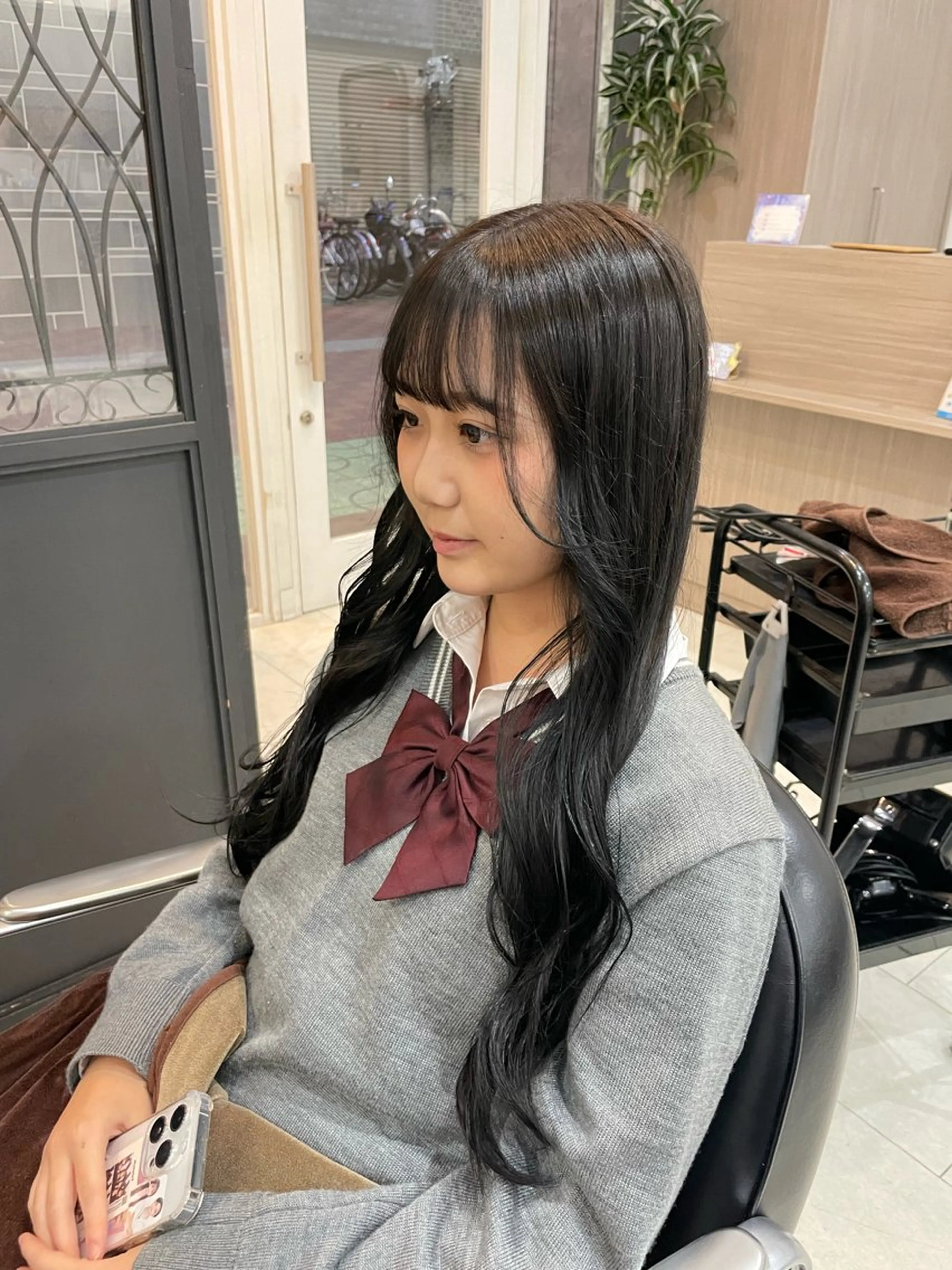 カラー 艶髪🥣透明感カラー 🫧前田奈津実のヘアスタイル