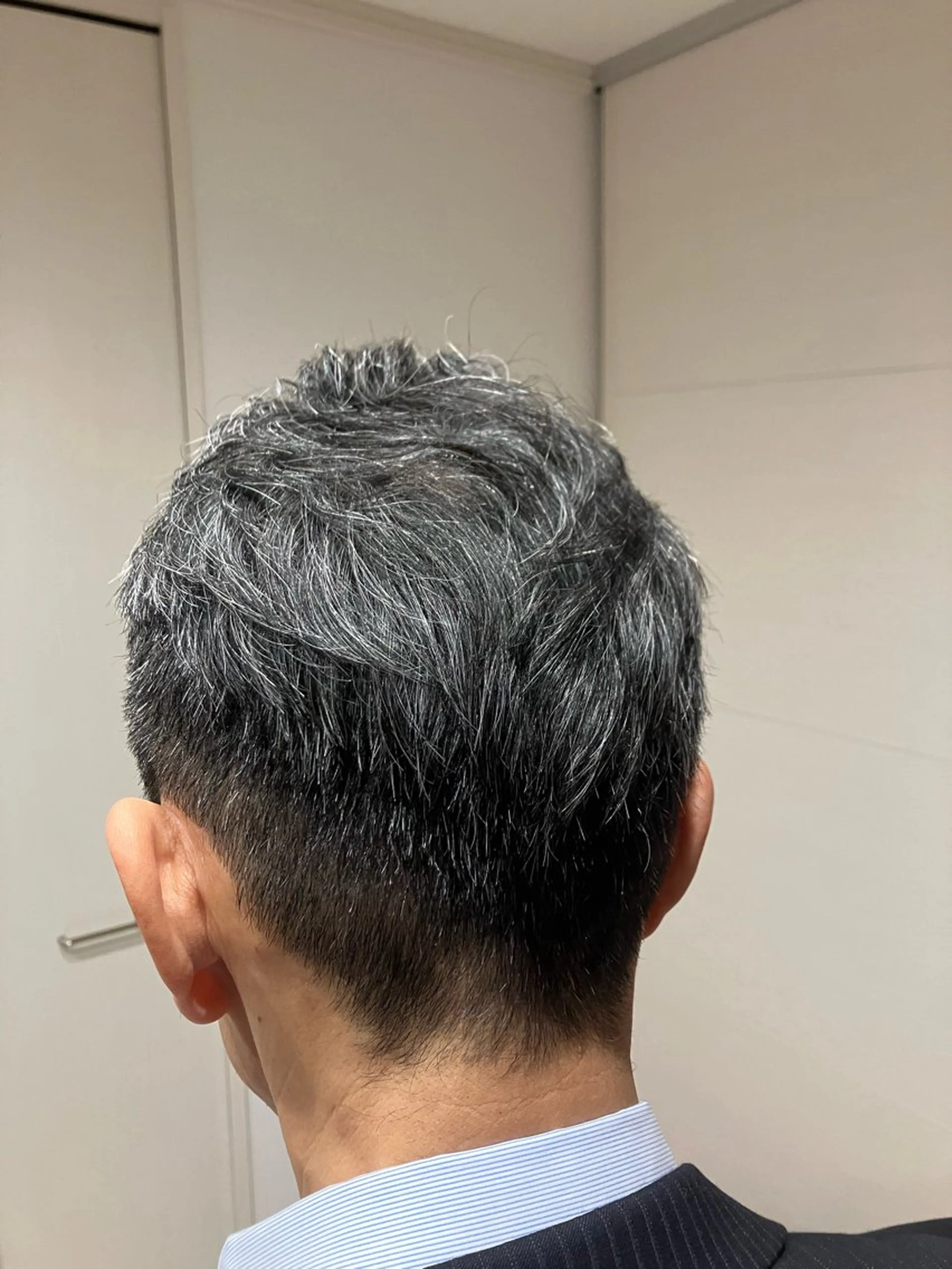 ショート メンズ ビジネス スパイキーショート レイヤーカット ショートヘア ウルフ・ハイレイヤー 🌟ナカノ・ユウヤのヘアスタイル