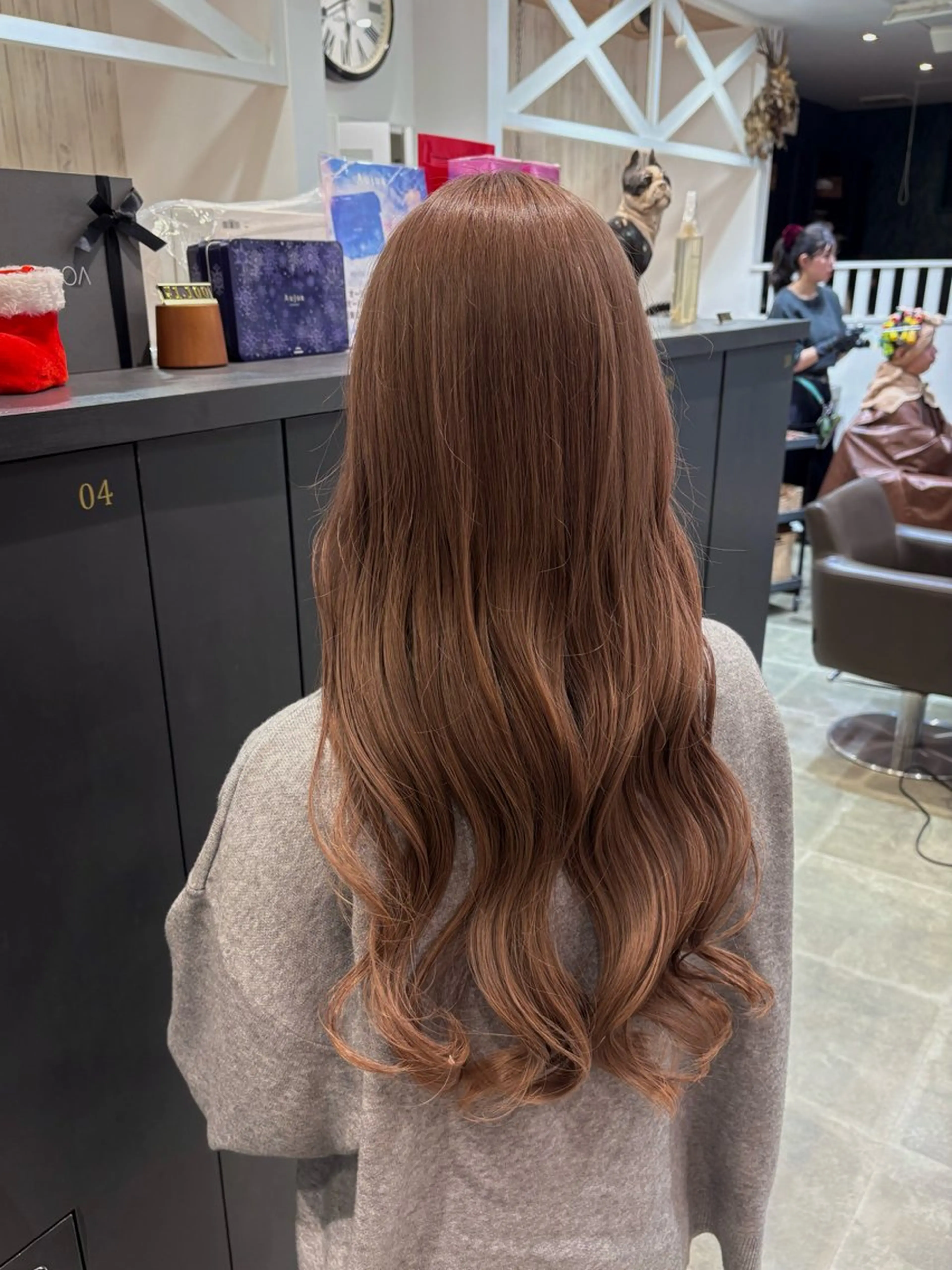 ロング カラー ベージュカラー ミルクティーベージュ ピンクカラー 田村 亜衣華のヘアスタイル