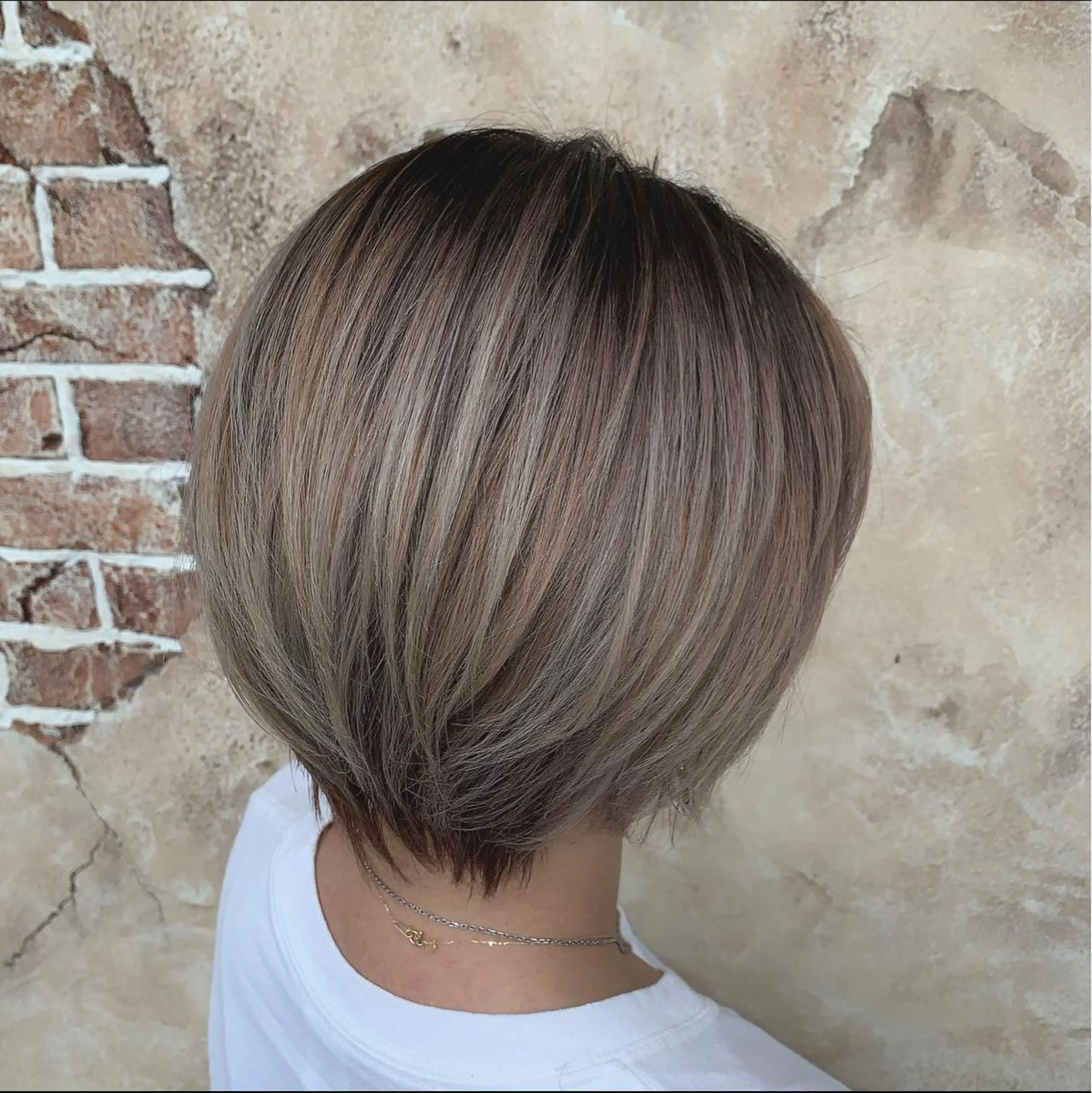 ショート カラー バレイヤージュ ベージュカラー レイヤーカット 艶カラー/ Nanamiのヘアスタイル