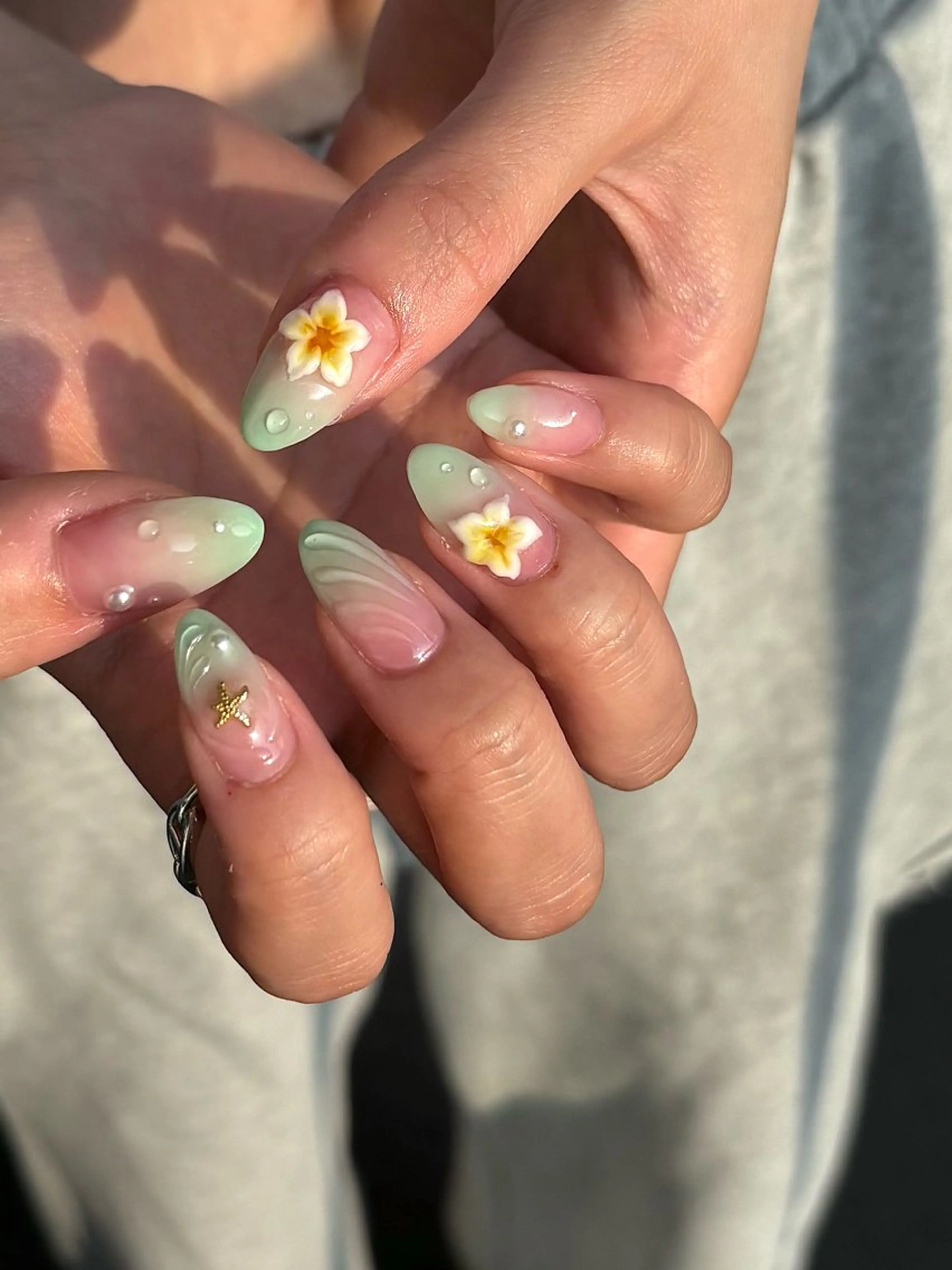 ネイル ハンドネイル フットネイル Nailsalon Fave/Rinaのネイルデザイン