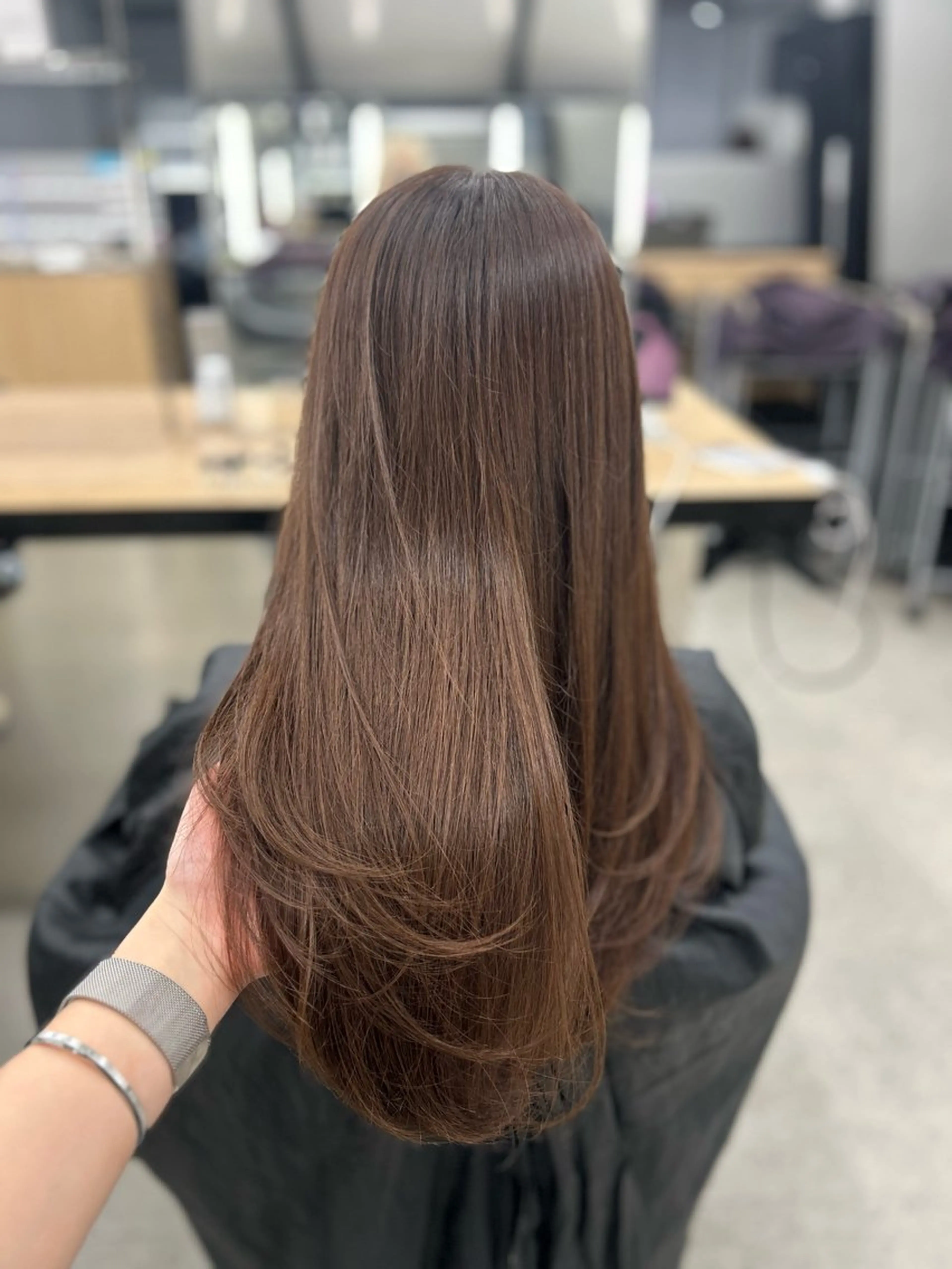 ロング カラー ヘアカラー トリートメント ヘッドスパ ヘアセット YUKA🤍ベージュ /ミルクティーのヘアスタイル