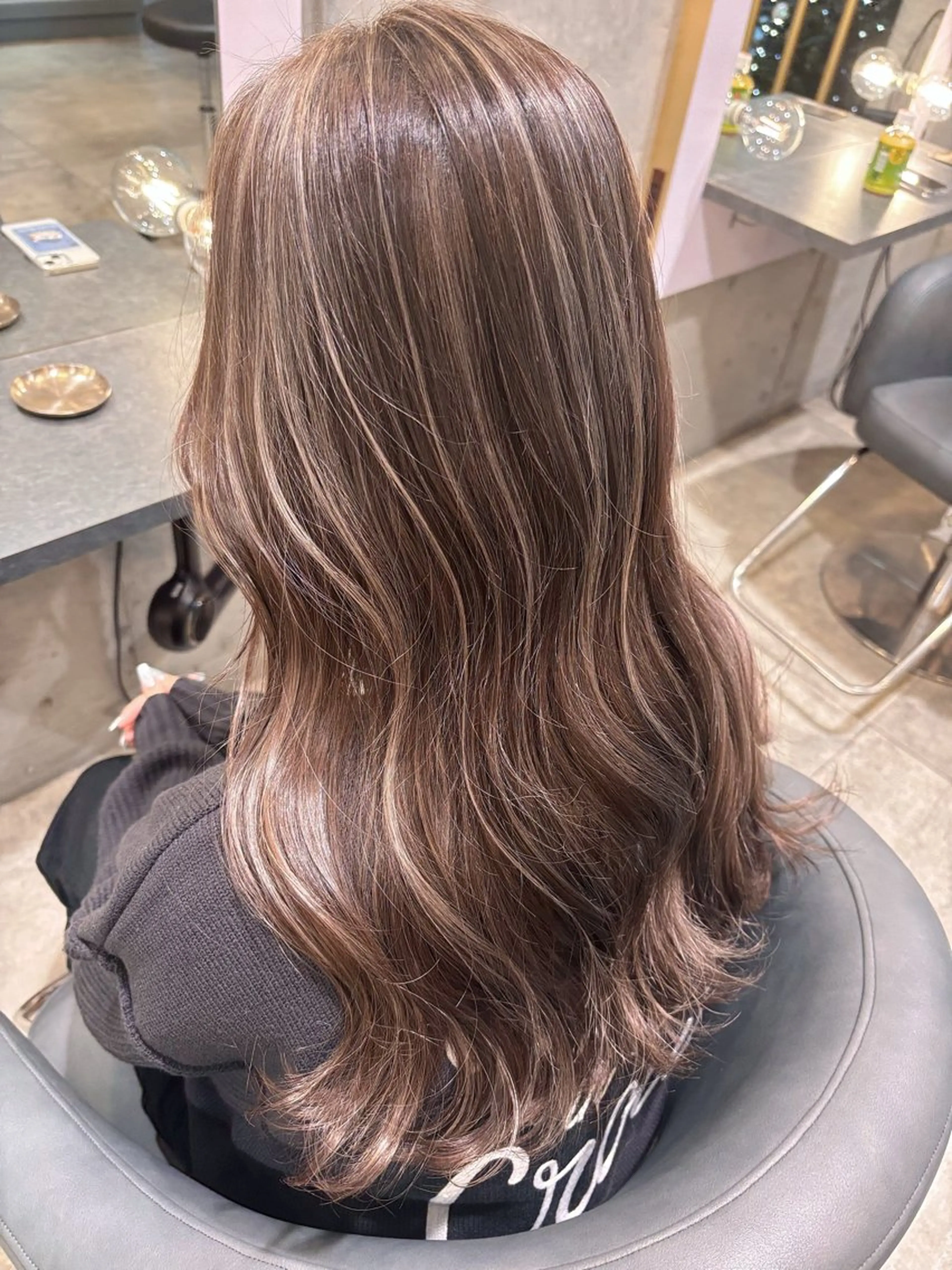 ハイライトカラー＋全体染めの写真