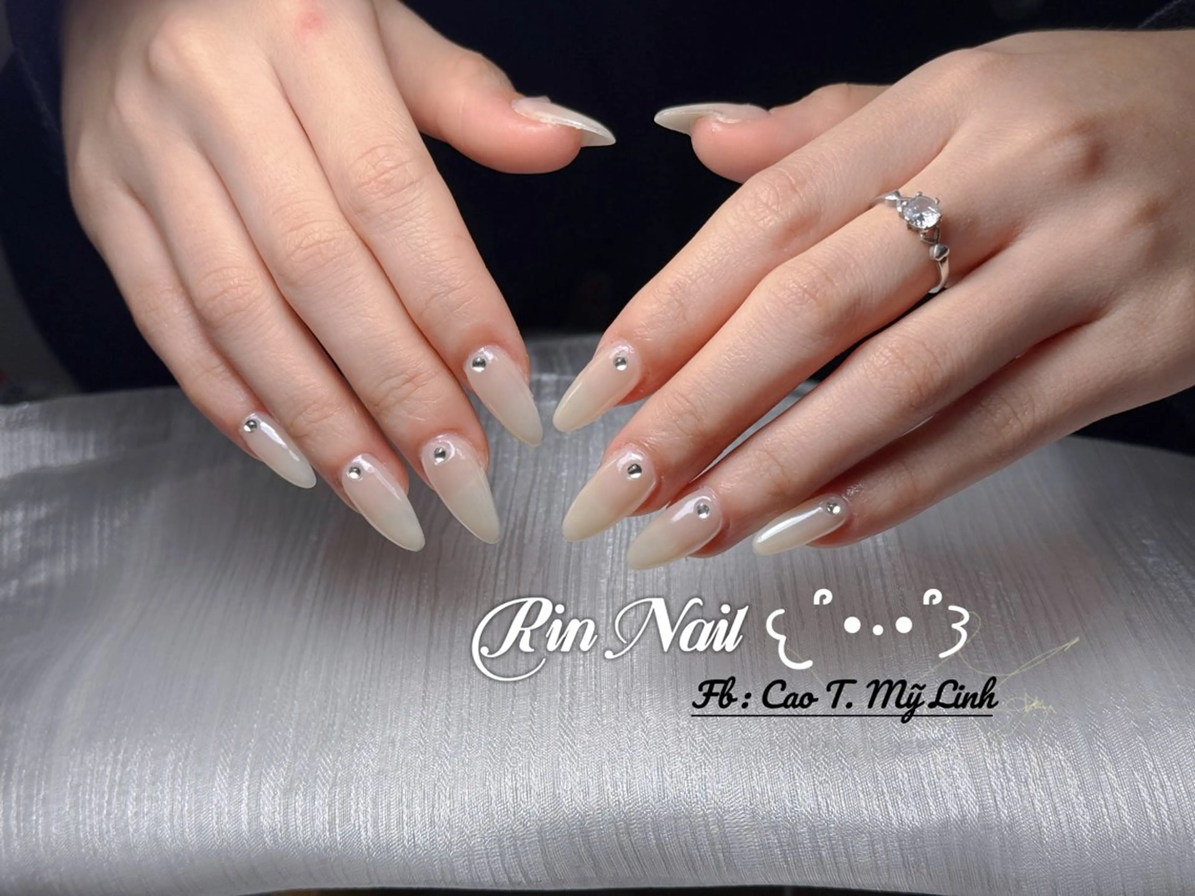 ネイル シンプルネイル ハンドネイル カオ リンのネイルデザイン