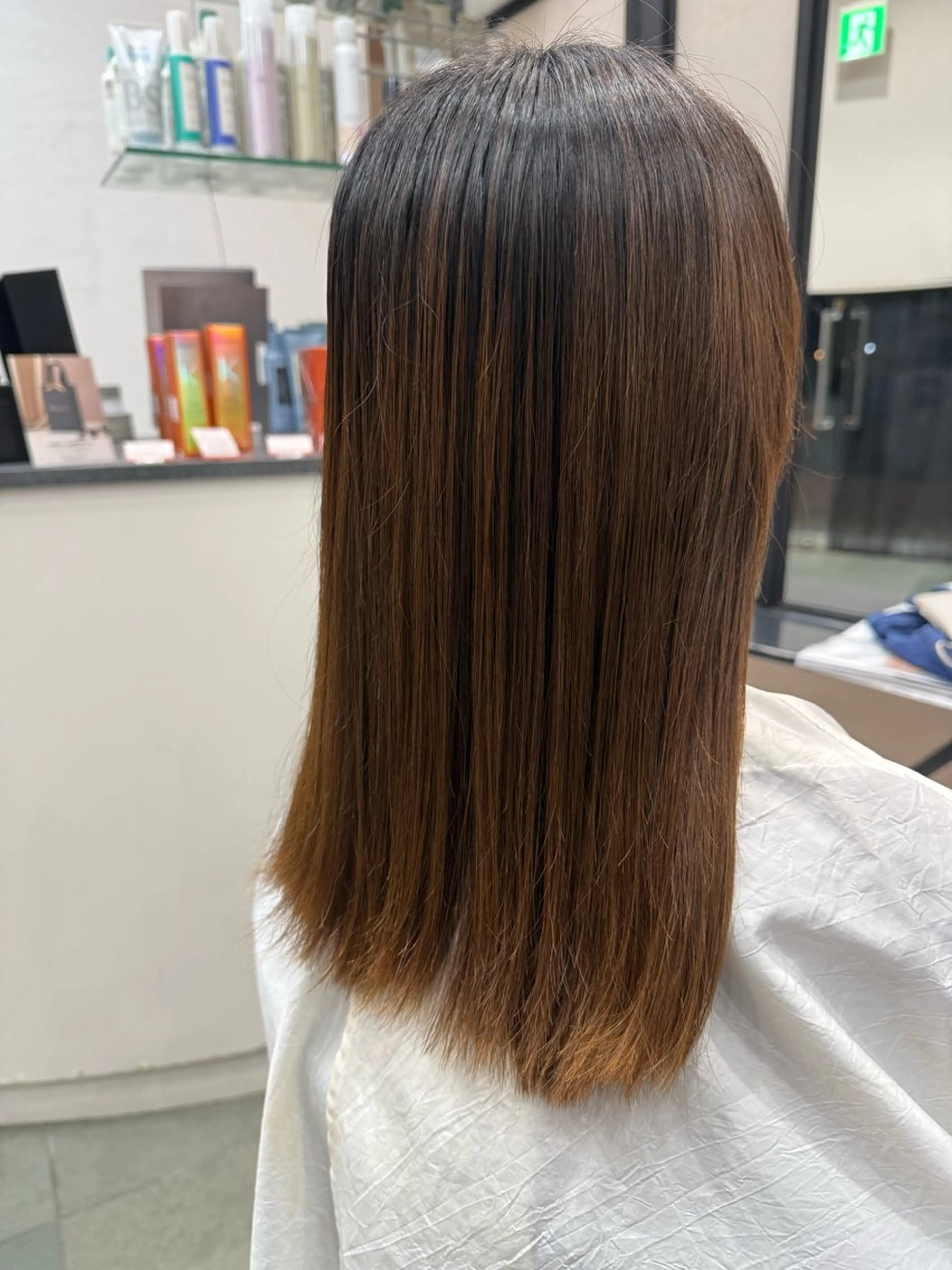 ミディアム 中迫 航成のヘアスタイル