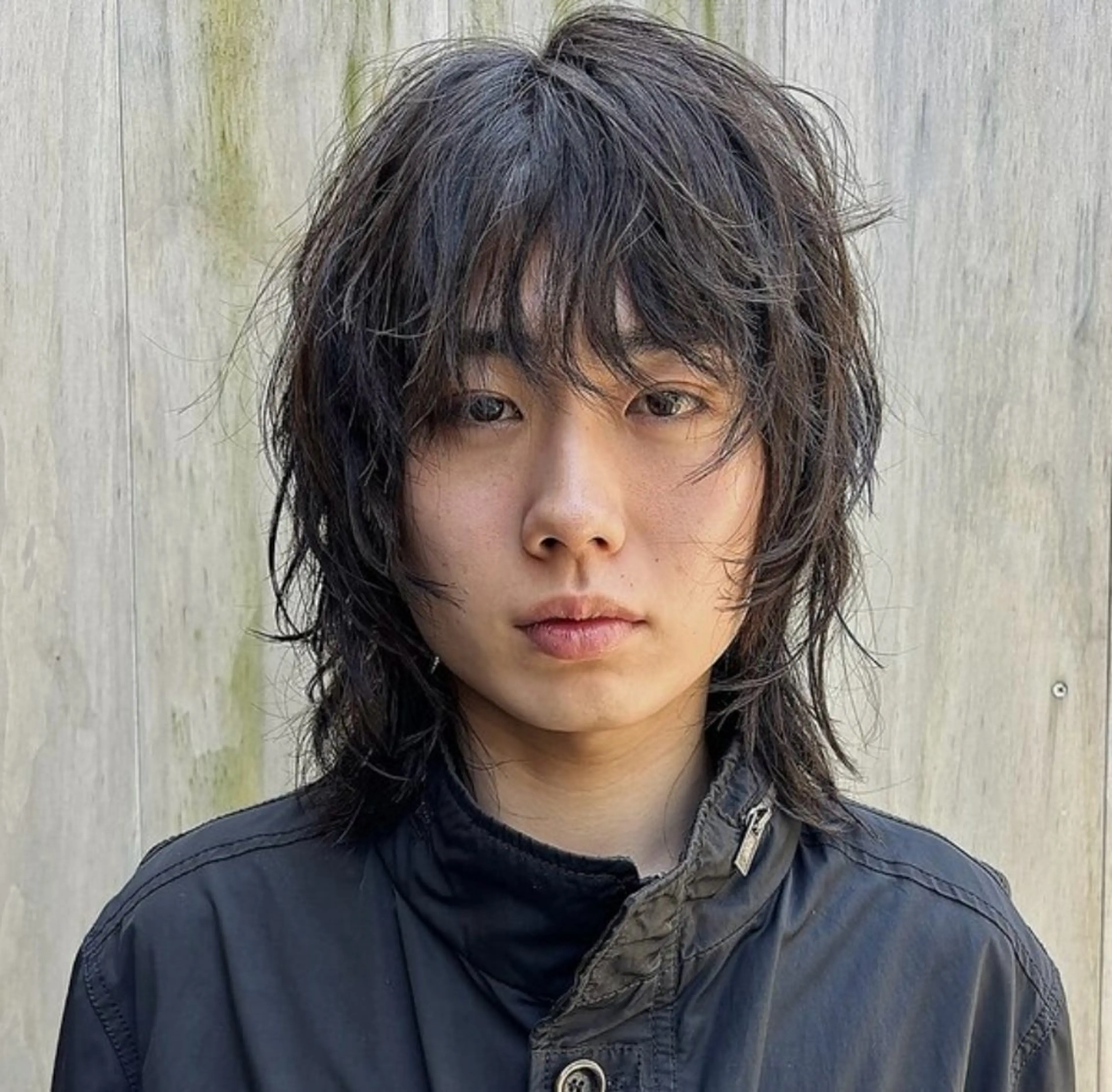 ミディアム カット レイヤー／デザイン カット／ヒナノのヘアスタイル