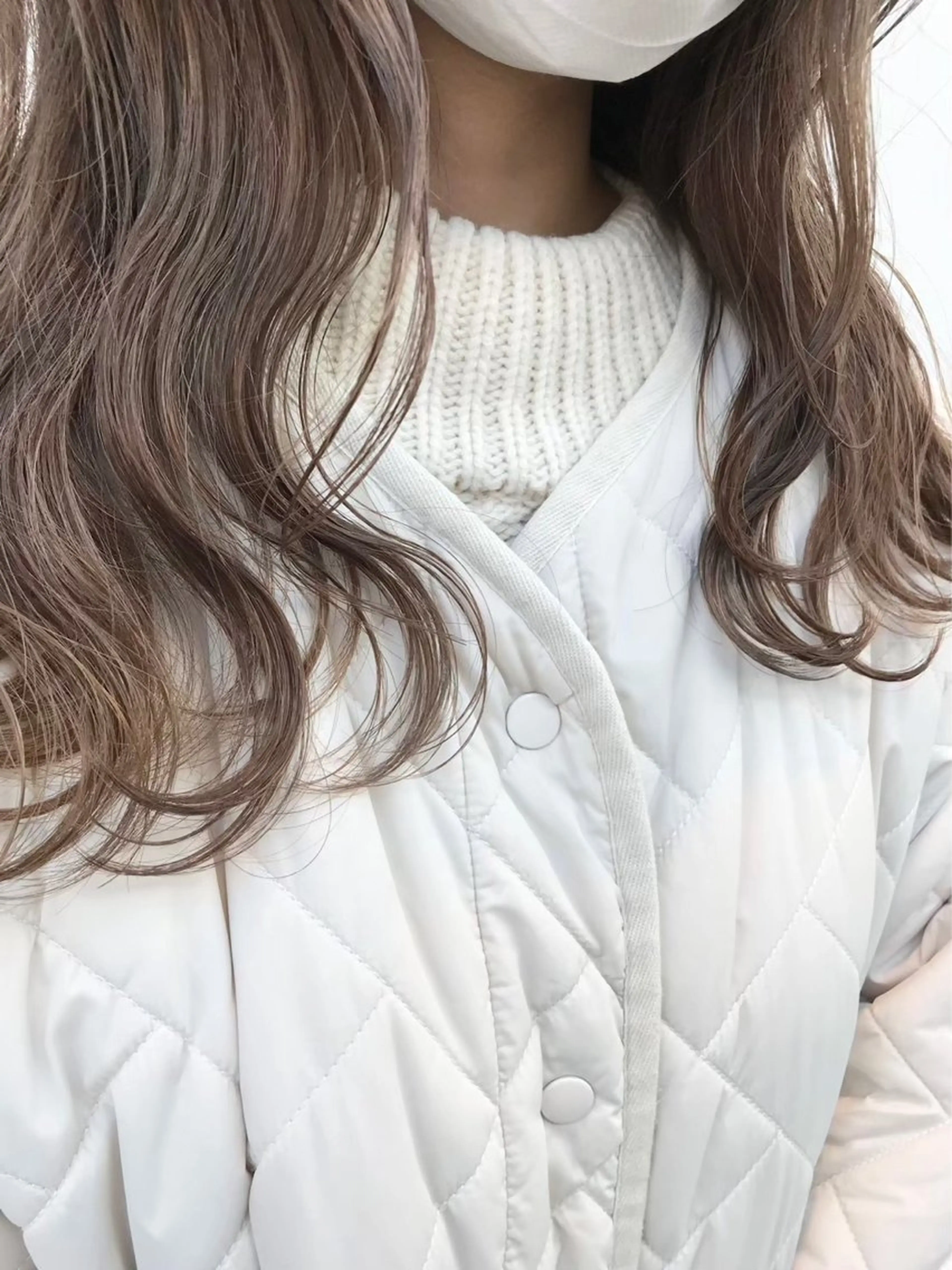 カラー 菅原 しずくのヘアスタイル