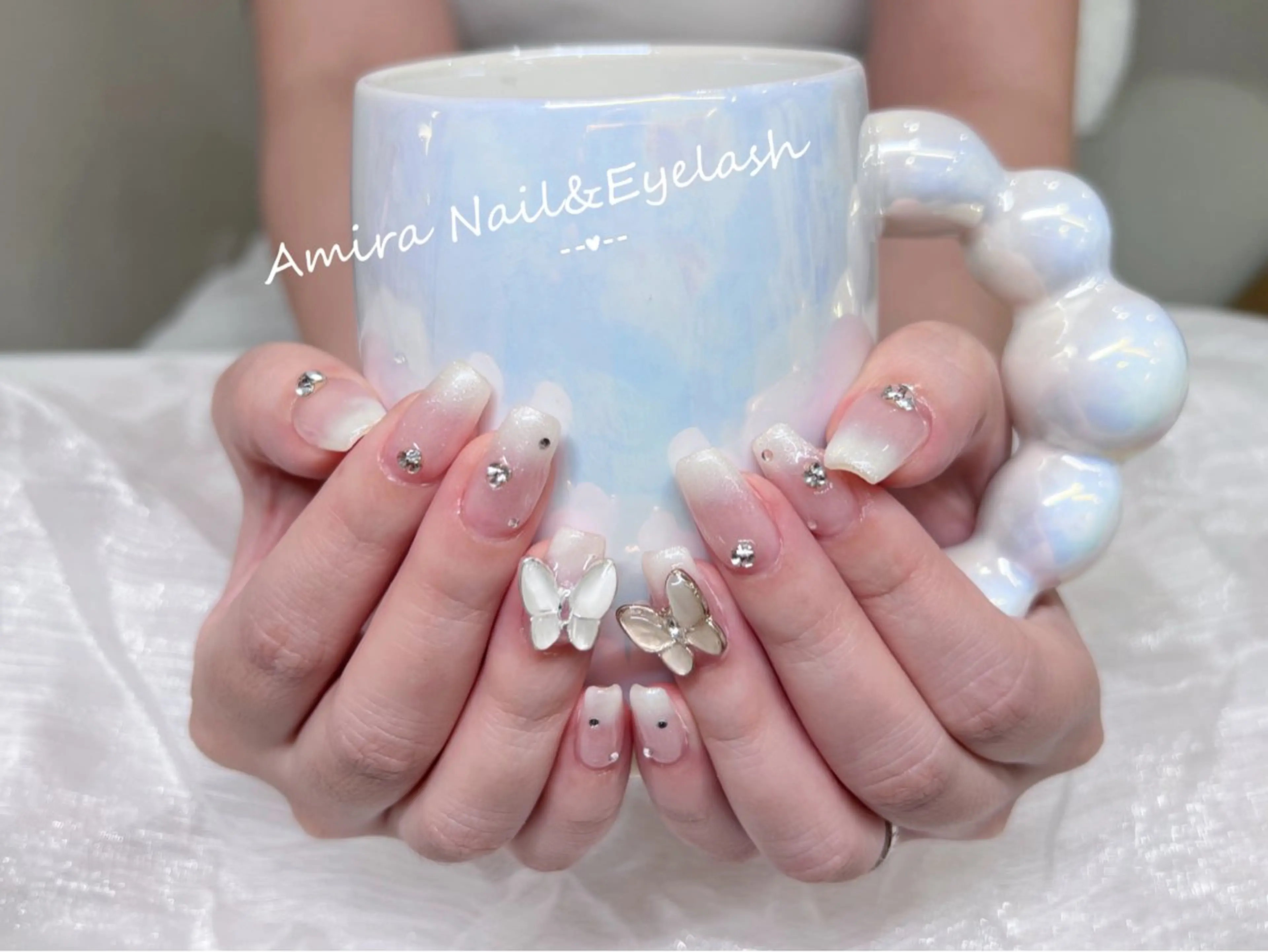 ネイル Amira アイラッシュのマツエク・マツパデザイン