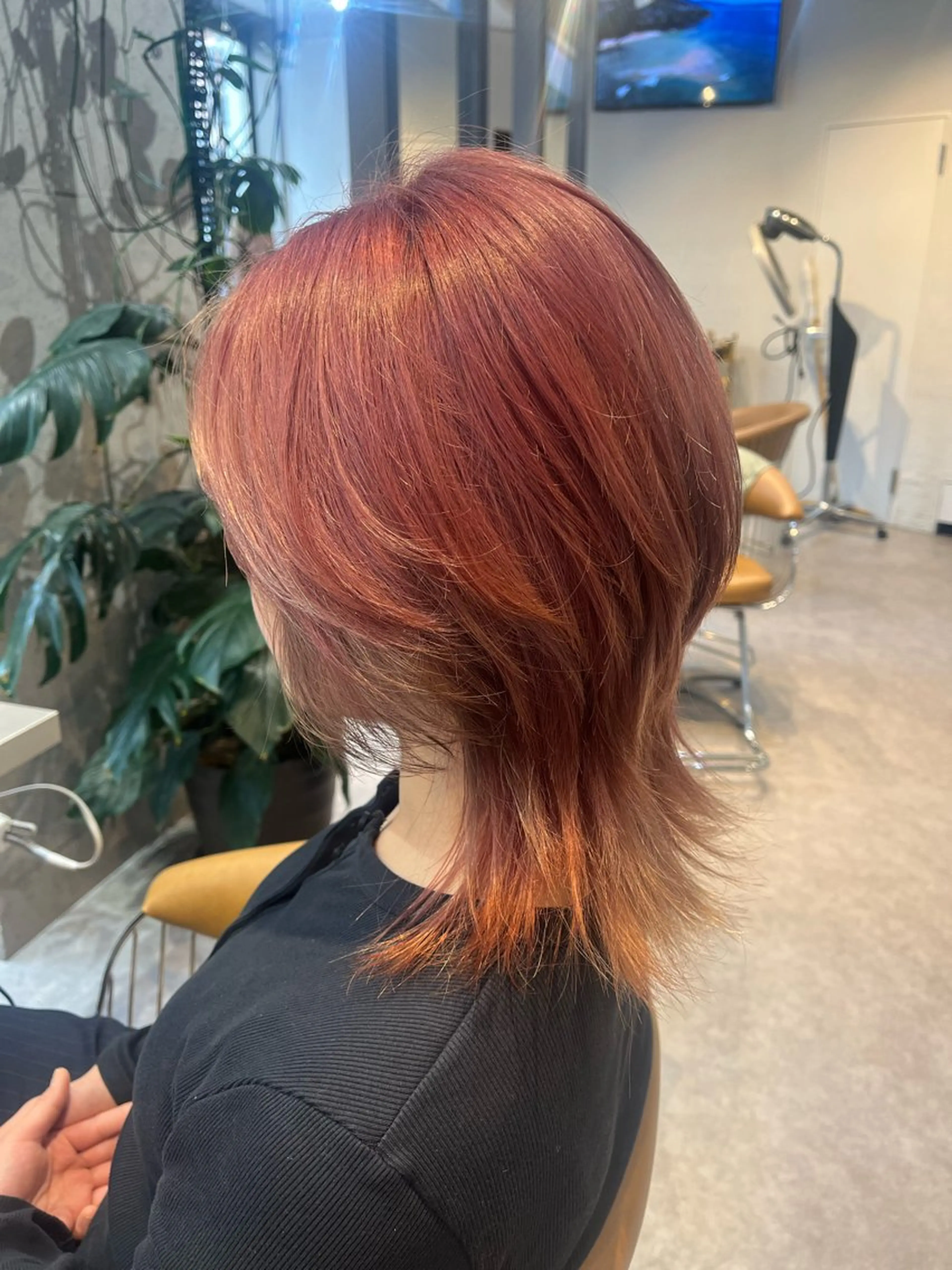 ミディアム カラー ヘアカラー うしだ かおるのヘアスタイル