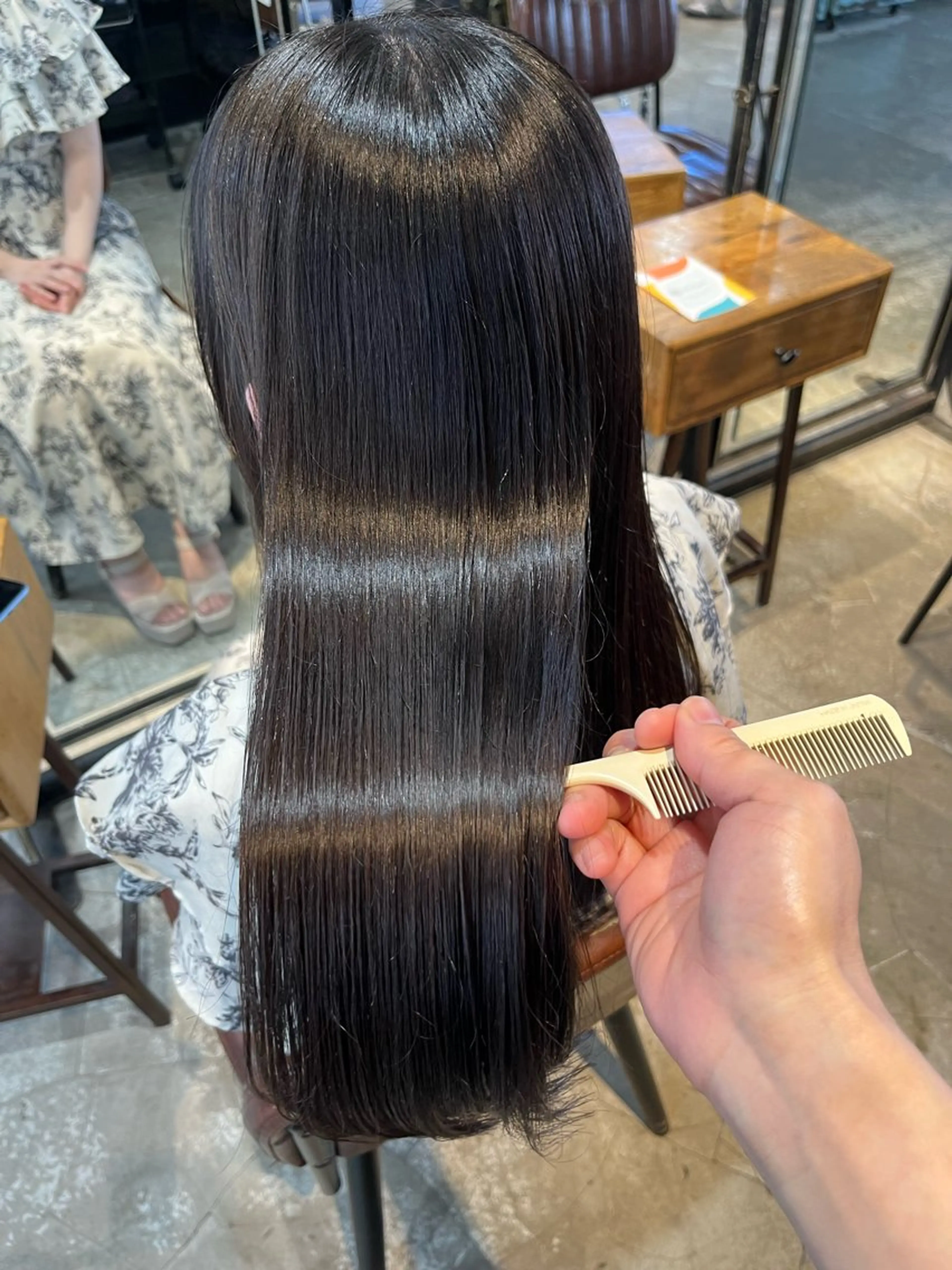 ロング カラー カット 縮毛矯正 トリートメント ヘアセット 似合わせベージュ 🍯ayumi🍯のヘアスタイル