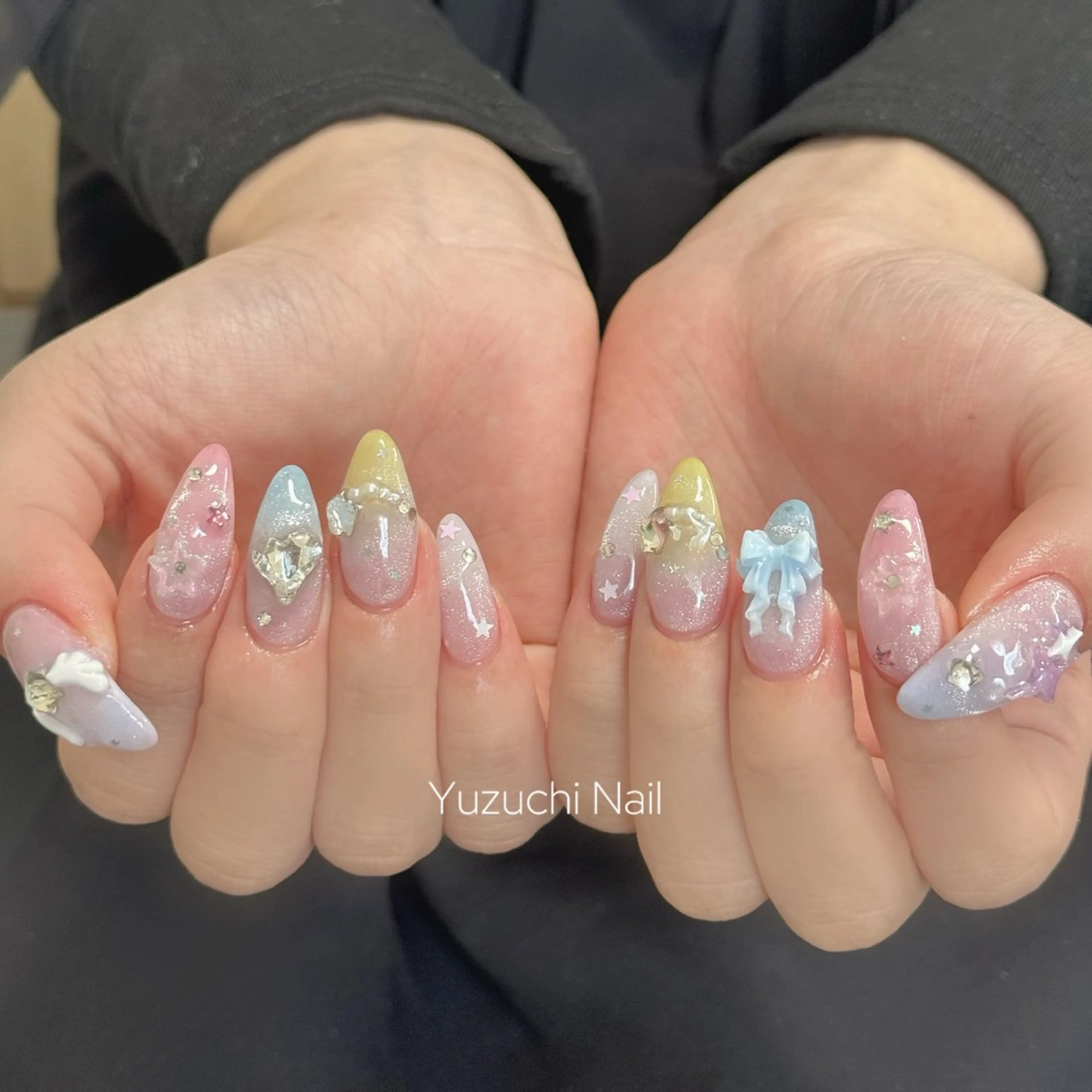 ネイル 長さ出し キラキラネイル ハンドネイル Yuzuchi Nailのネイルデザイン