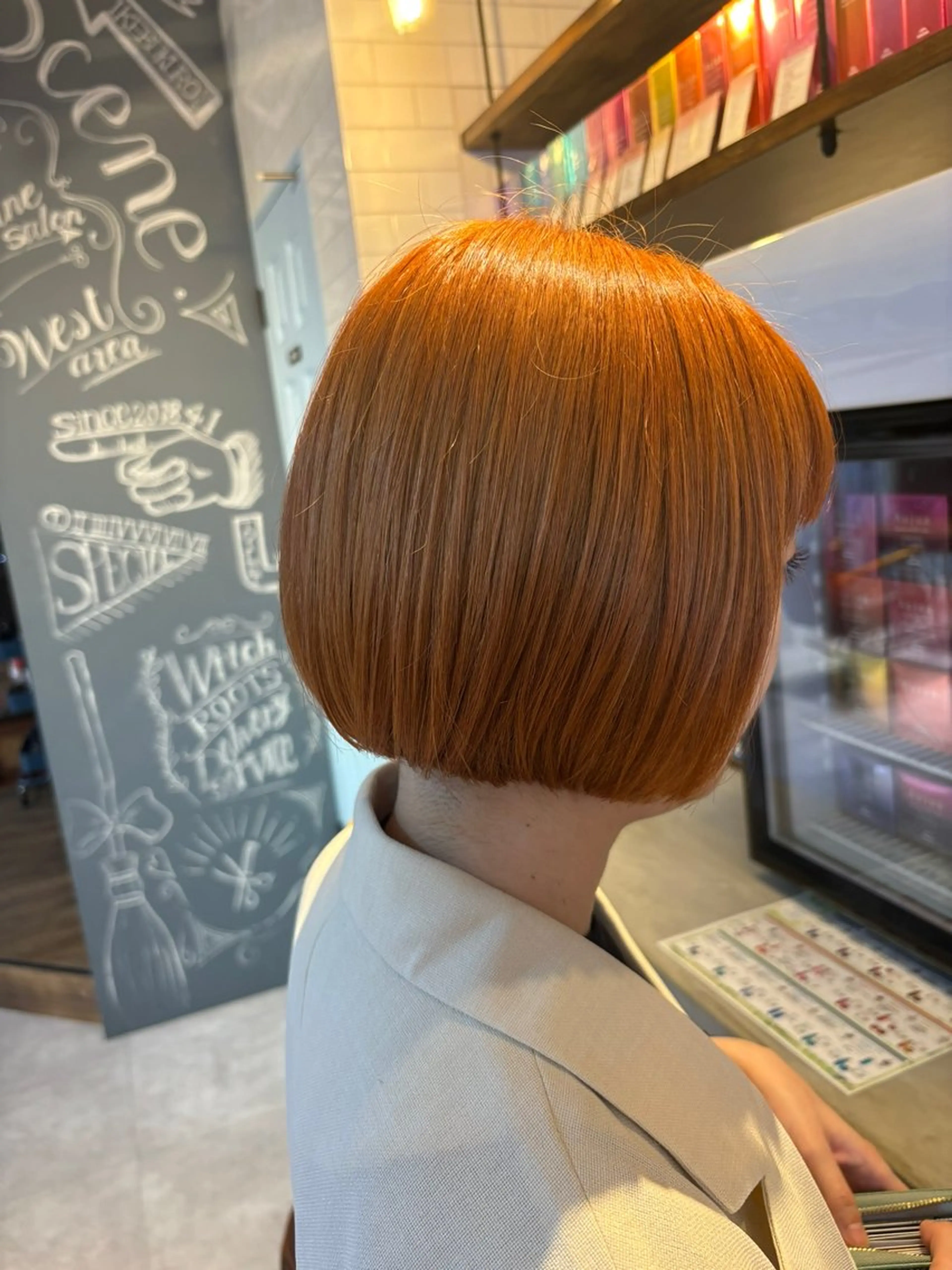 ショート カラー ショートボブ ブリーチ オレンジ ボブ ショートヘア ヘアカラー トリートメント 七井 香奈 (なないかな)のヘアスタイル
