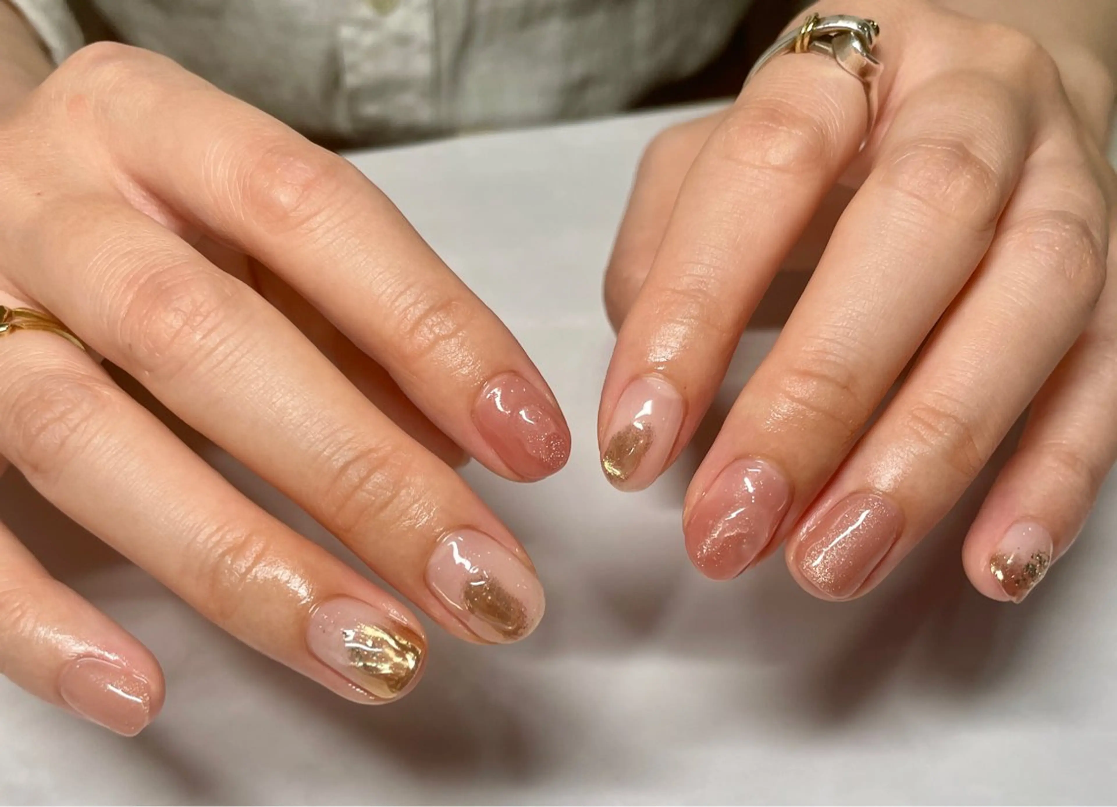ネイル ジェルネイル ニュアンスネイル オフィスネイル パラジェル シンプルネイル tete nailstudioのネイルデザイン