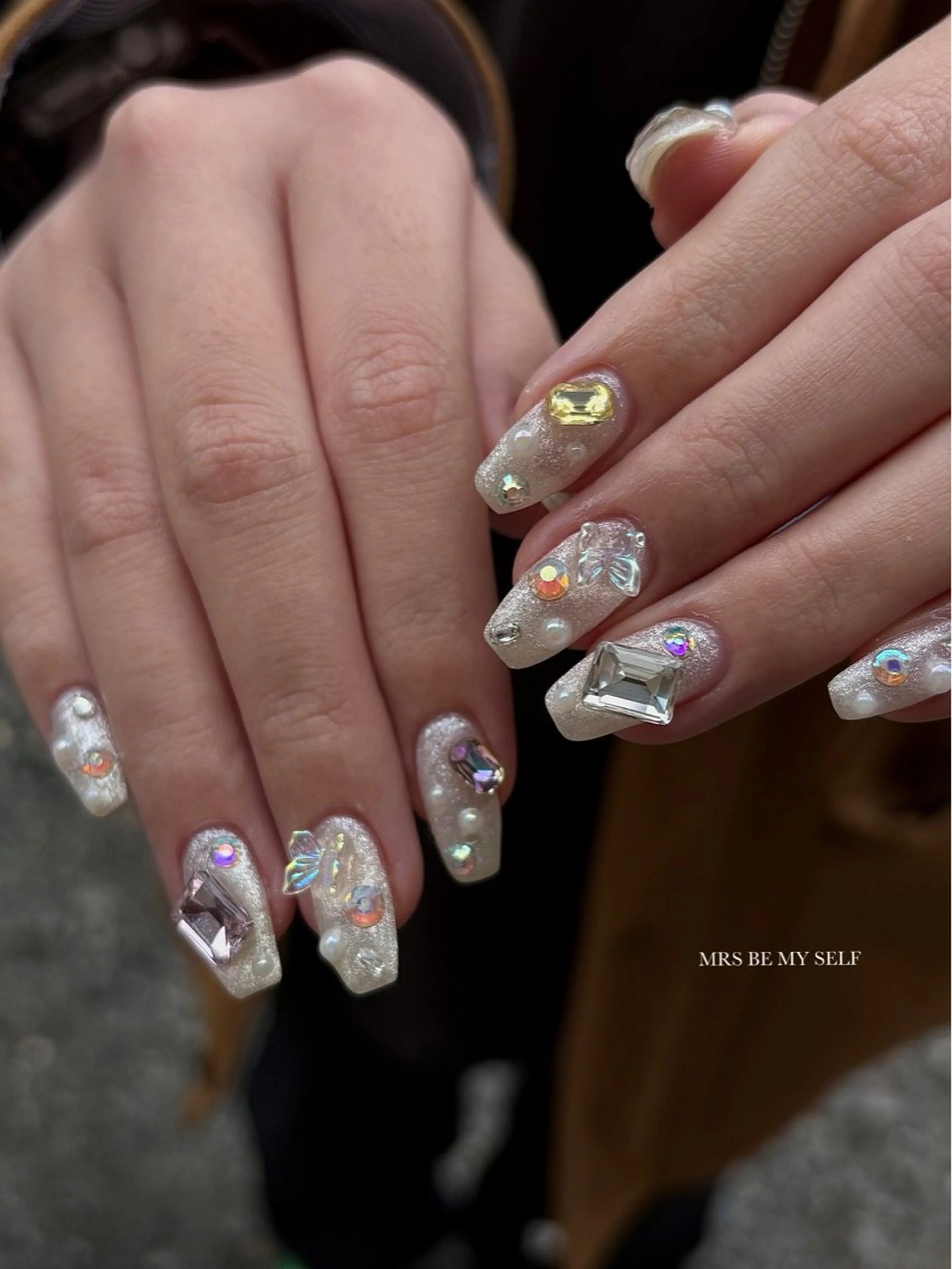 ネイル キラキラネイル フットネイル MRS/ miyu🎀のネイルデザイン