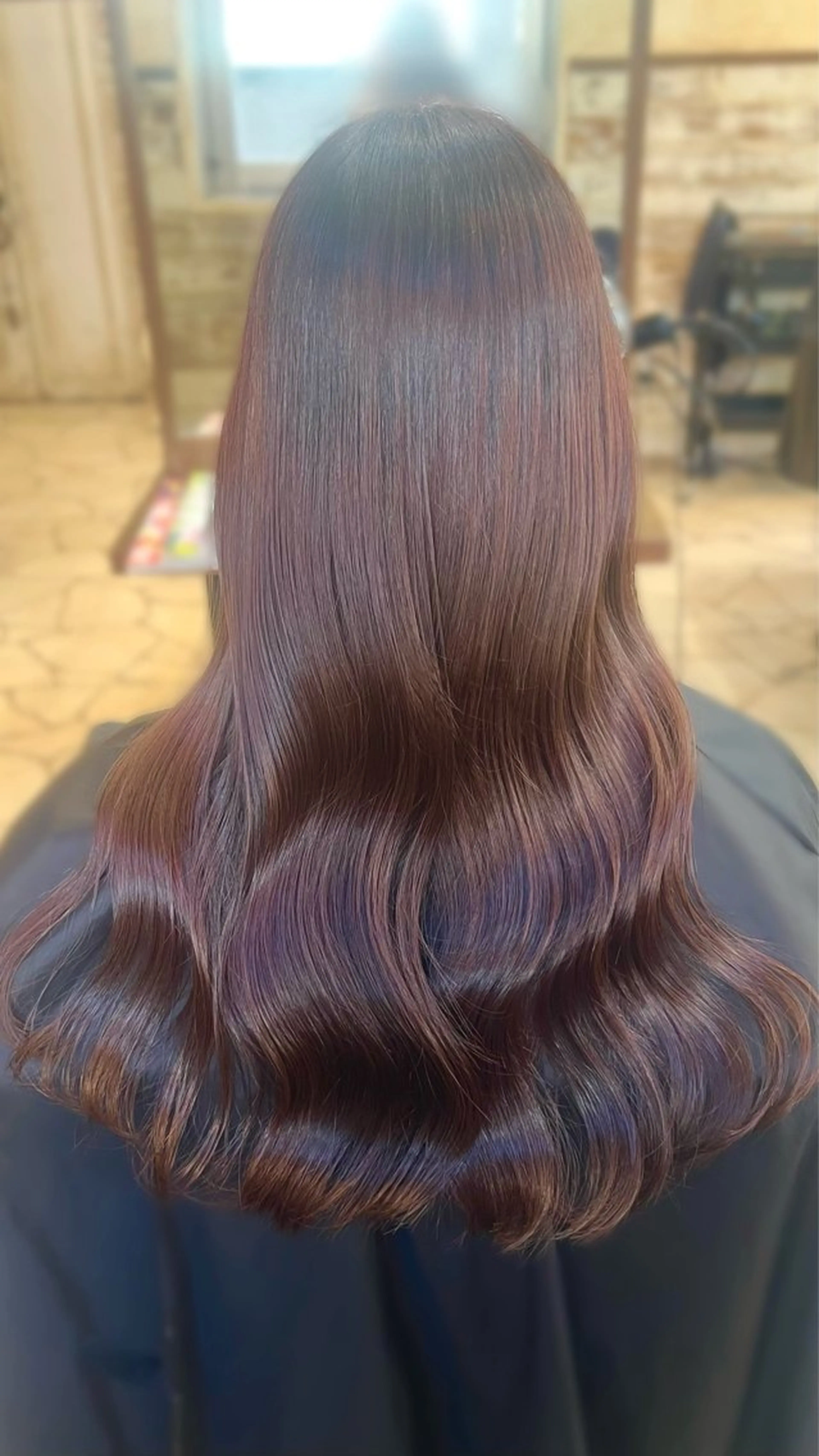 ロング ヘアアレンジ ピンクブラウン 栗林 萌々のヘアスタイル