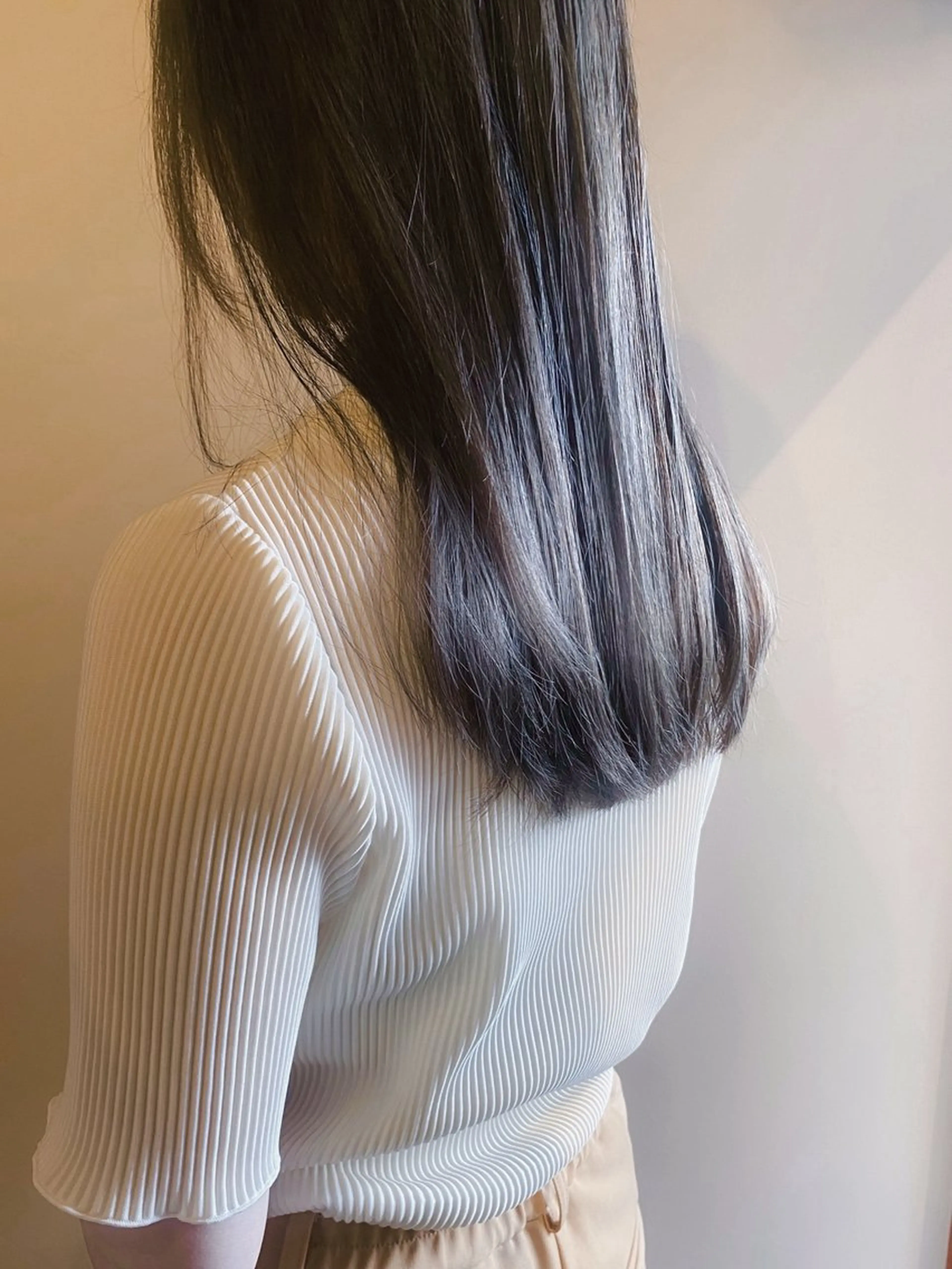 セミロング カラー ハルカ/透け感カラー /顔周りレイヤーのヘアスタイル