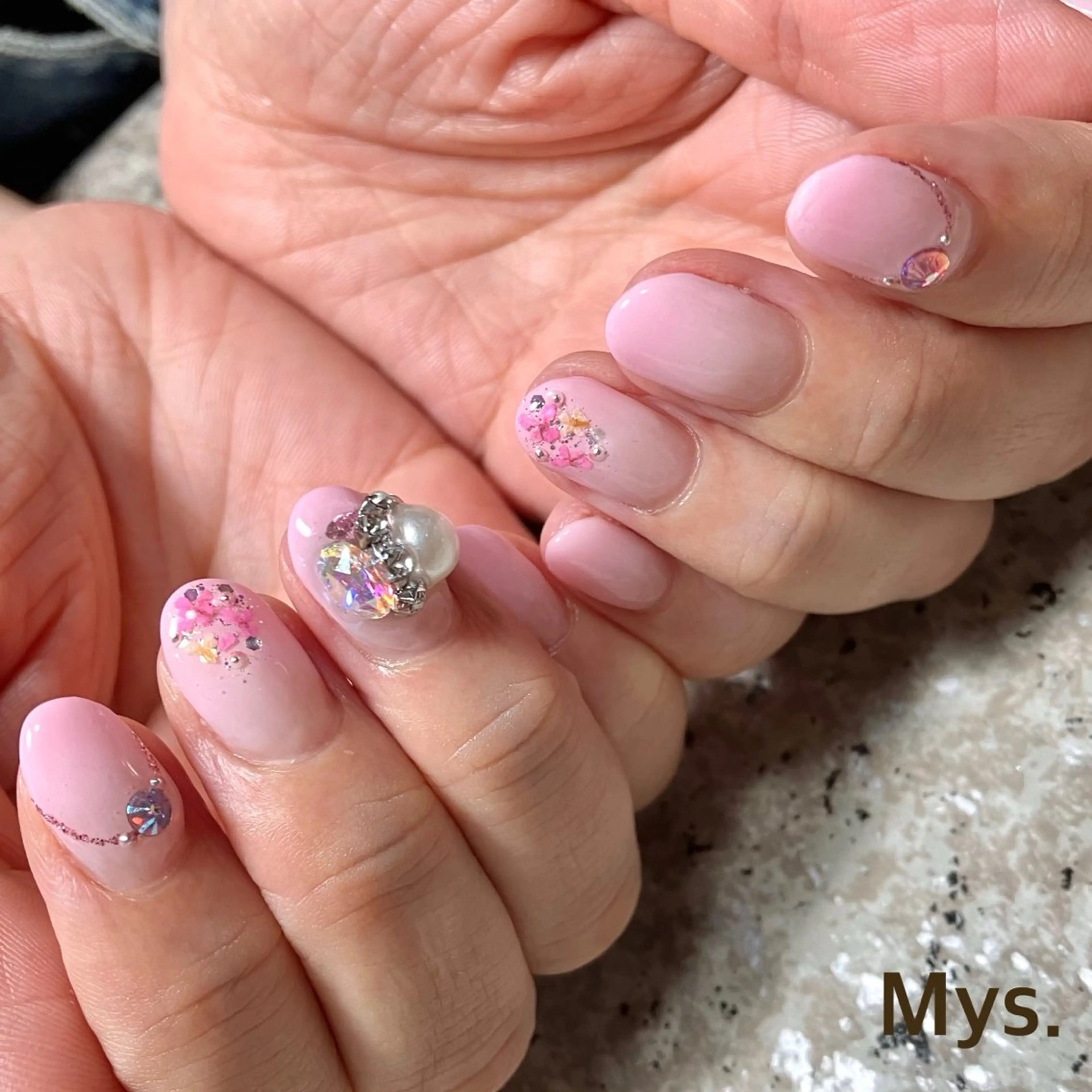 ネイル ハンドネイル Mys. 三上紗紀のネイルデザイン