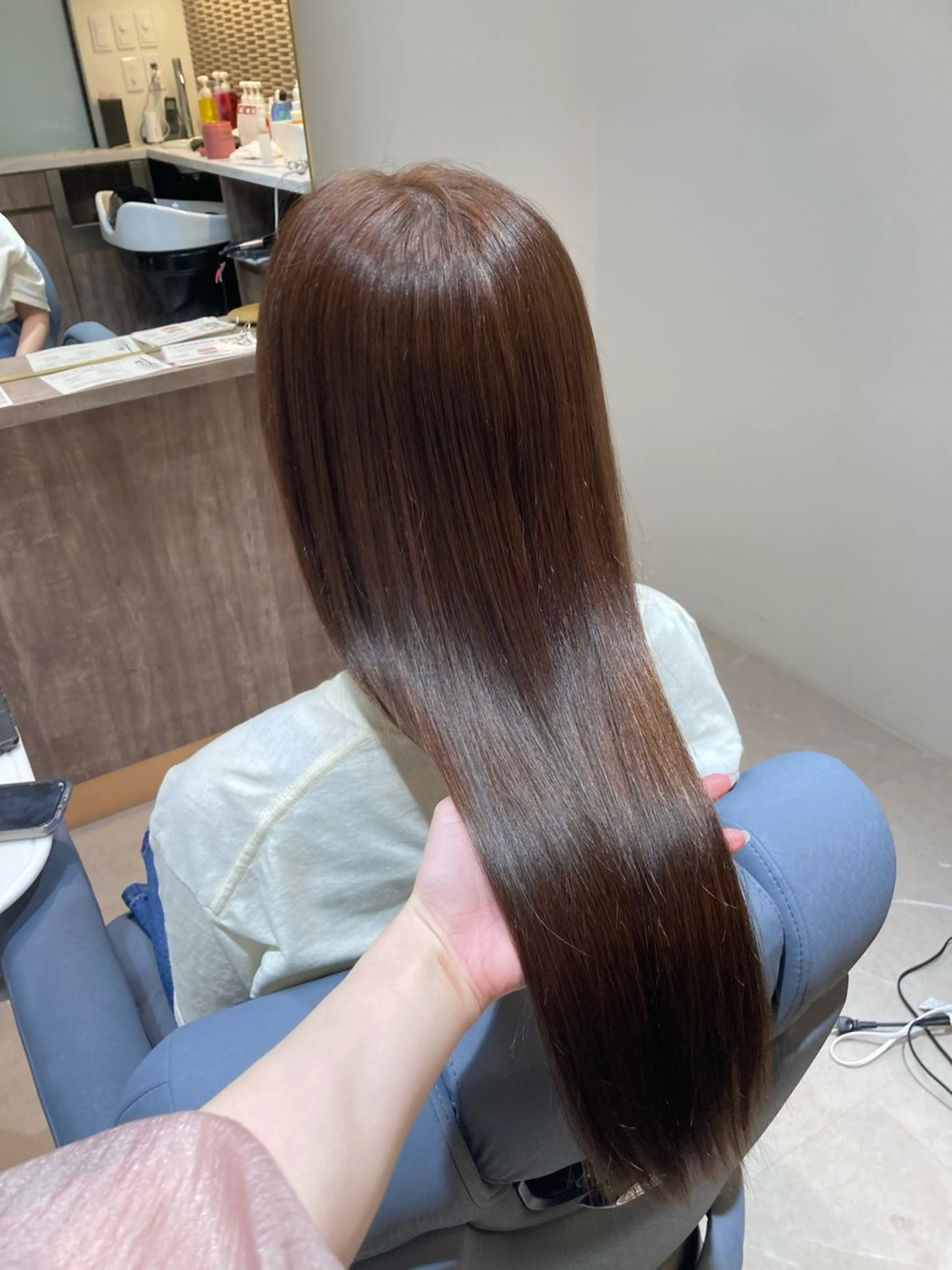 ロング カラー ブリーチ ブリーチなしカラー ヘアカラー トリートメント ピンクカラー🎀 米津 美佑のヘアスタイル