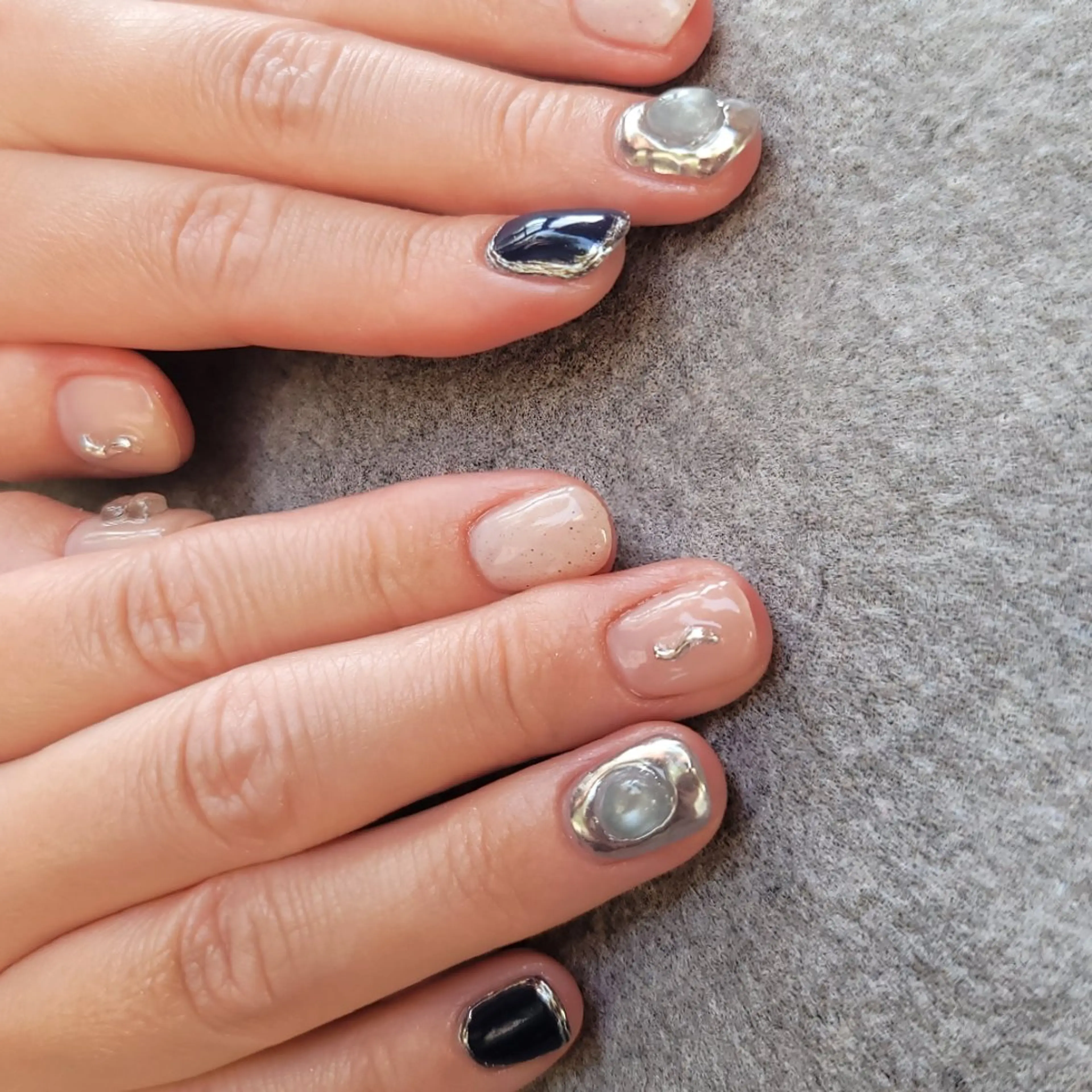 ネイル ハンドネイル 🌲🌳🚪iiit o🌲🌳🌲のネイルデザイン