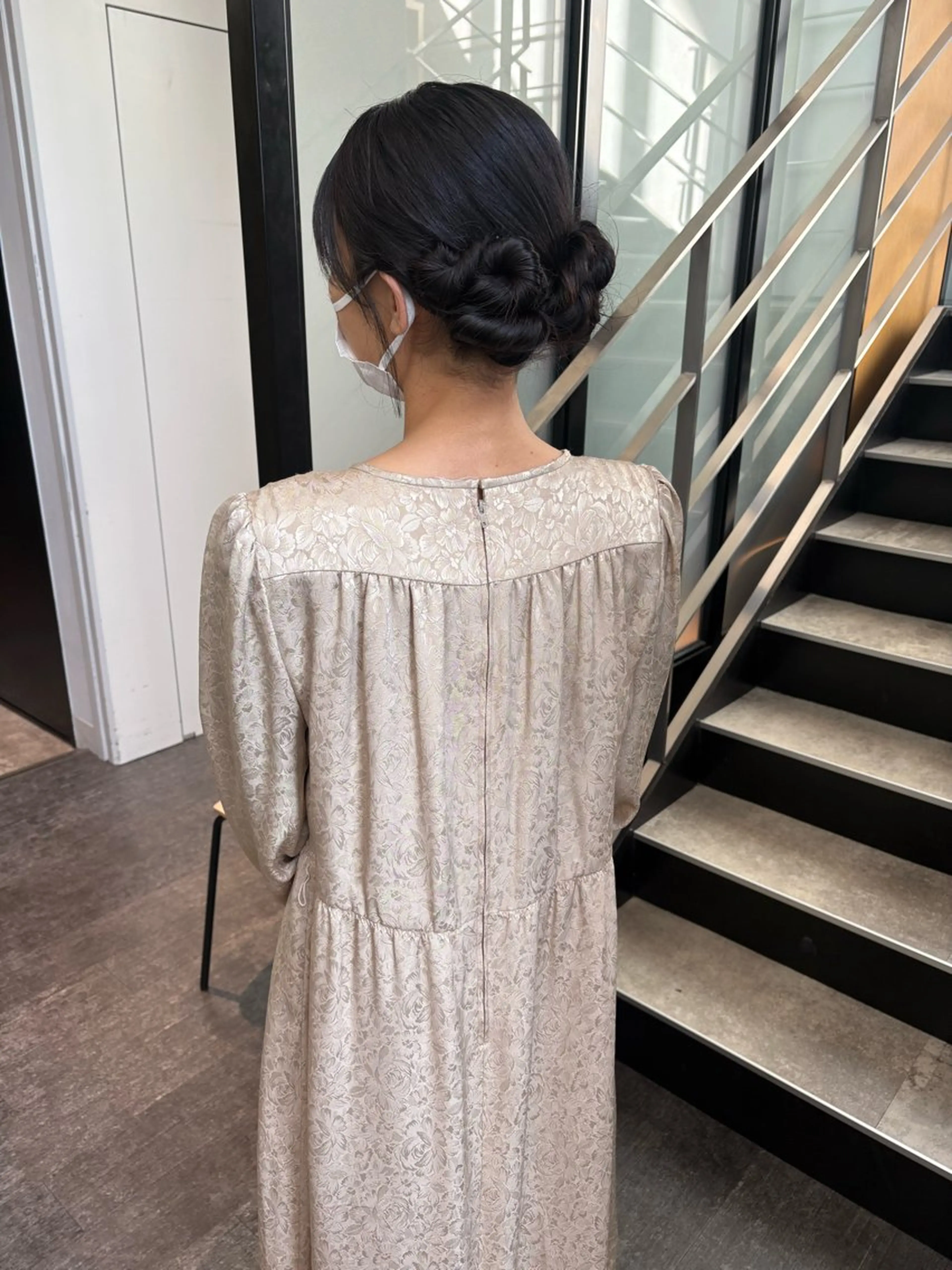 ロング ヘアアレンジ 結婚式・ブライダル ヘアセット mao ｜ 柔らか艶カラー🫧のヘアスタイル
