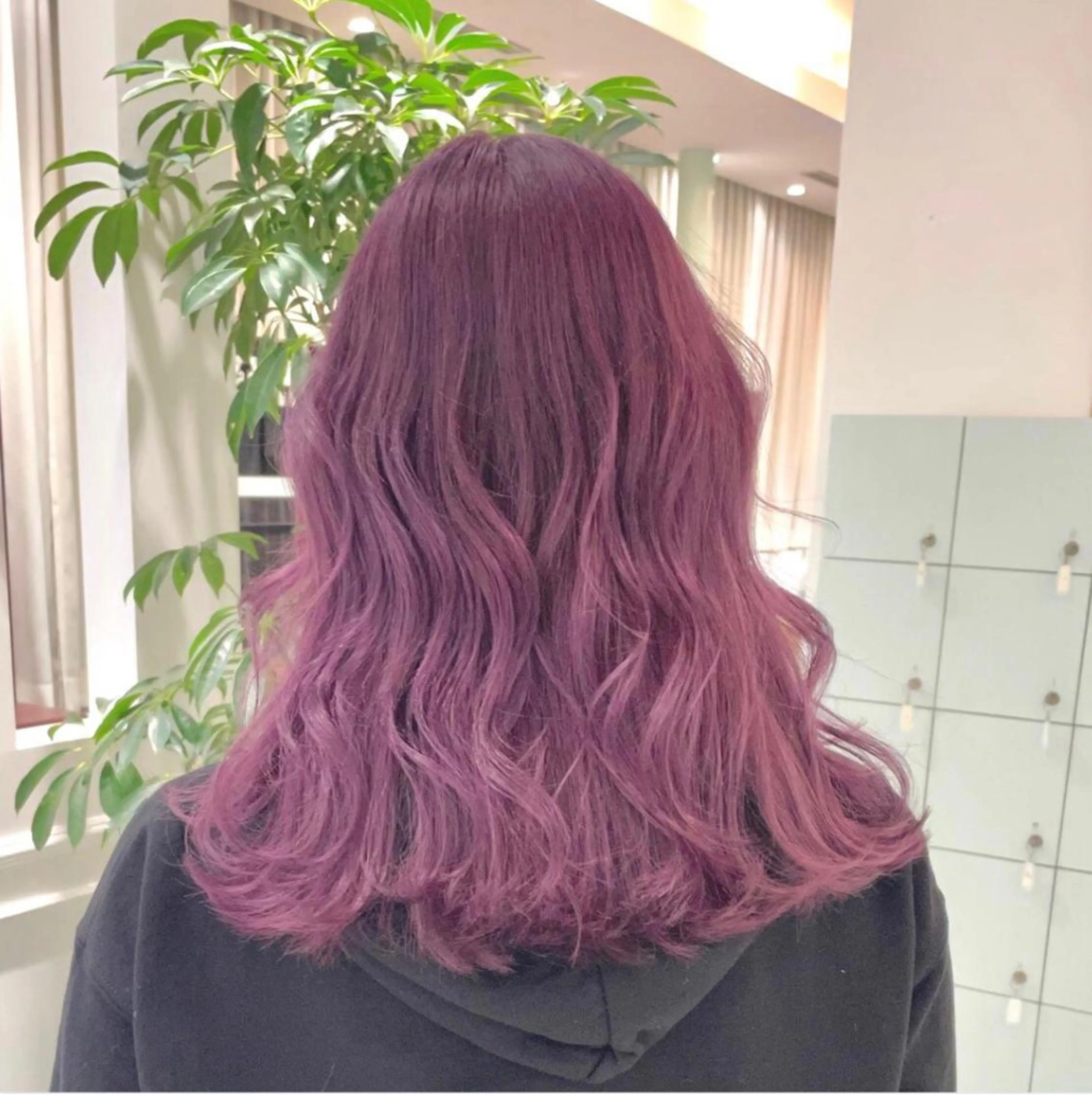 セミロング カラー ヘアアレンジ ヘアカラー 🌹TikTok４万 ﾌｫﾛﾜｰ🌹AKIのヘアスタイル