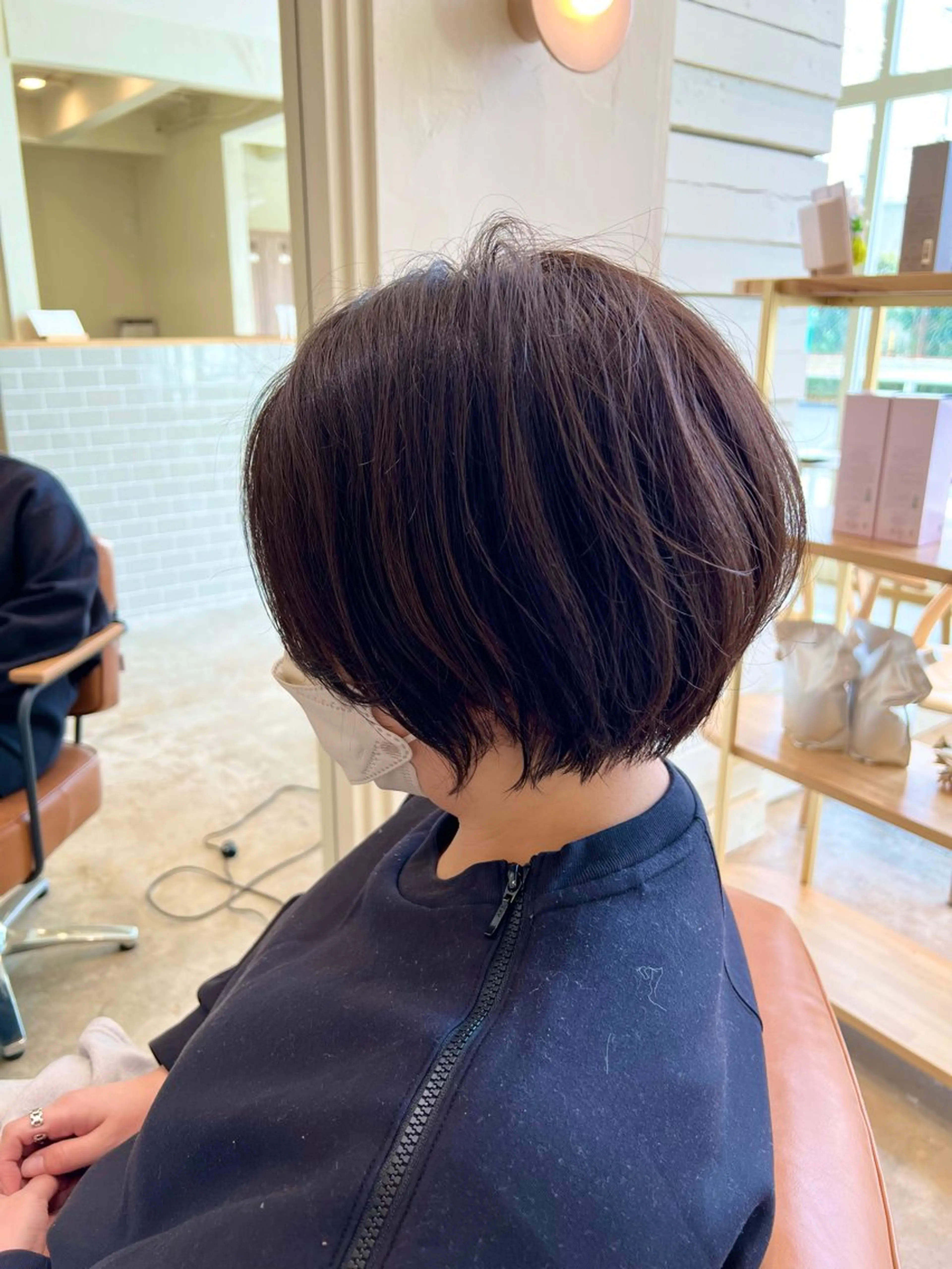 ショート カット ヘアカラー トリートメント ぱつボブ/ ショート/YUKIのヘアスタイル